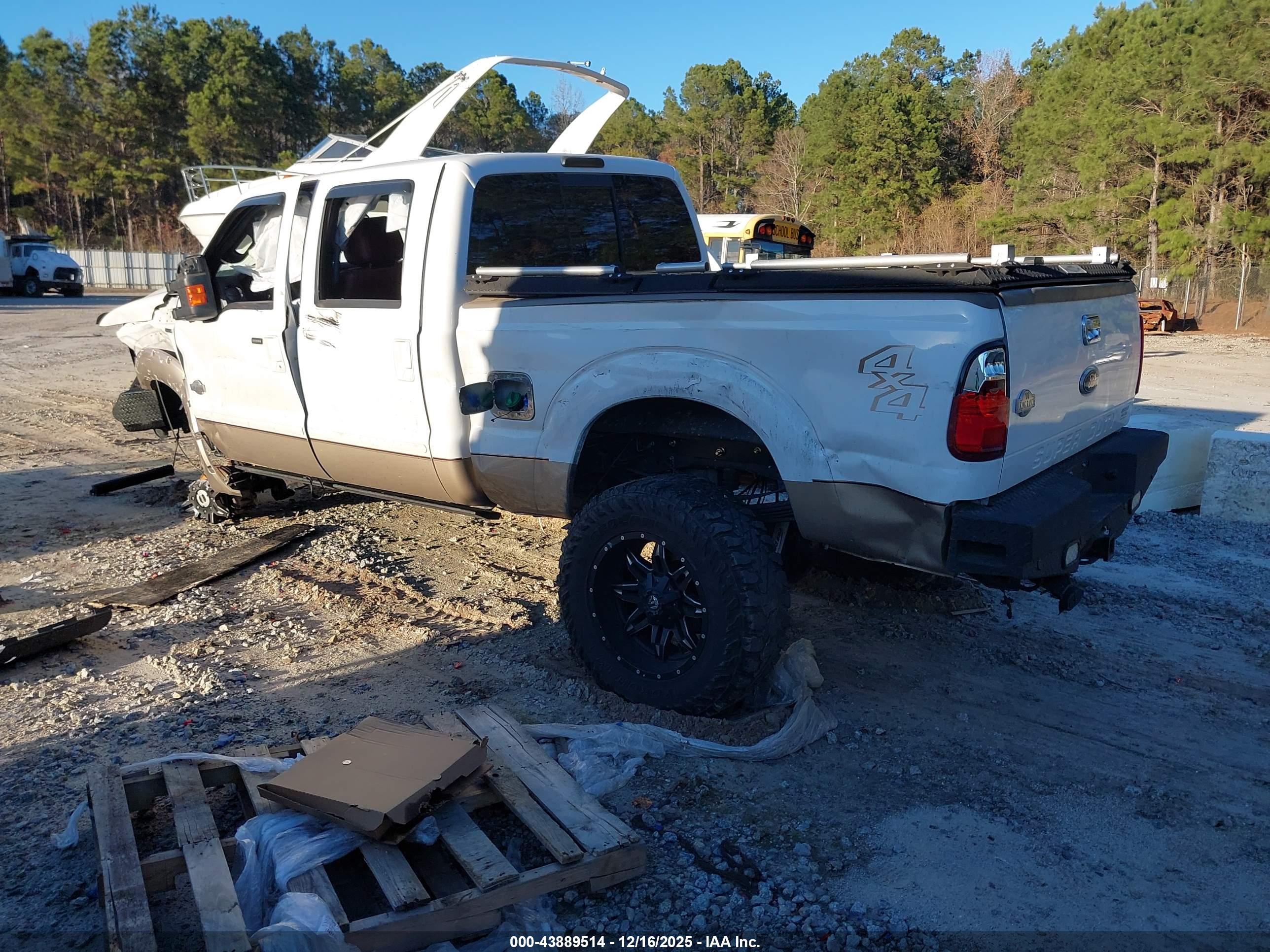 FORD F-350 image 3