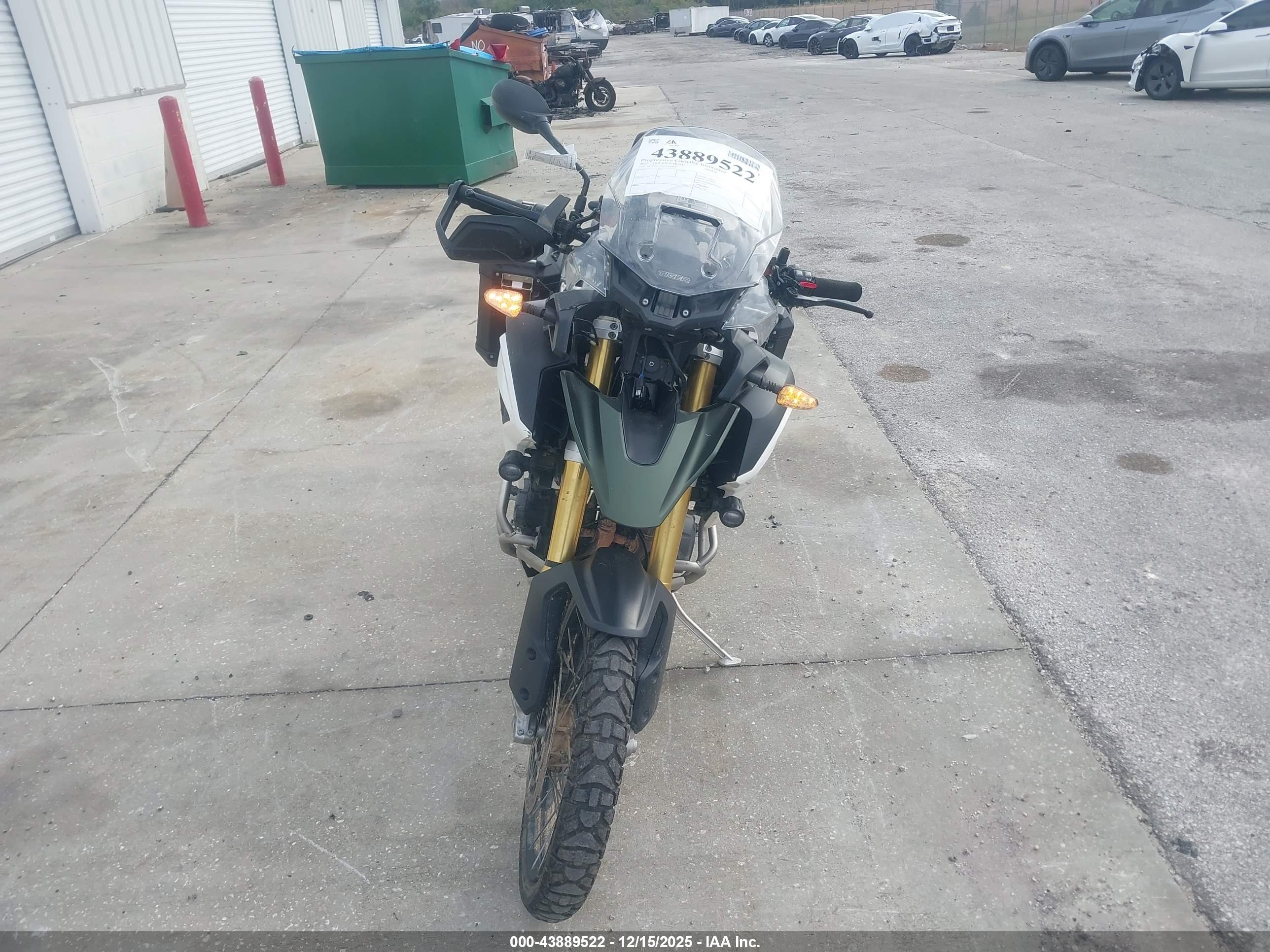 TRIUMPH MOTORCYCLE image 5