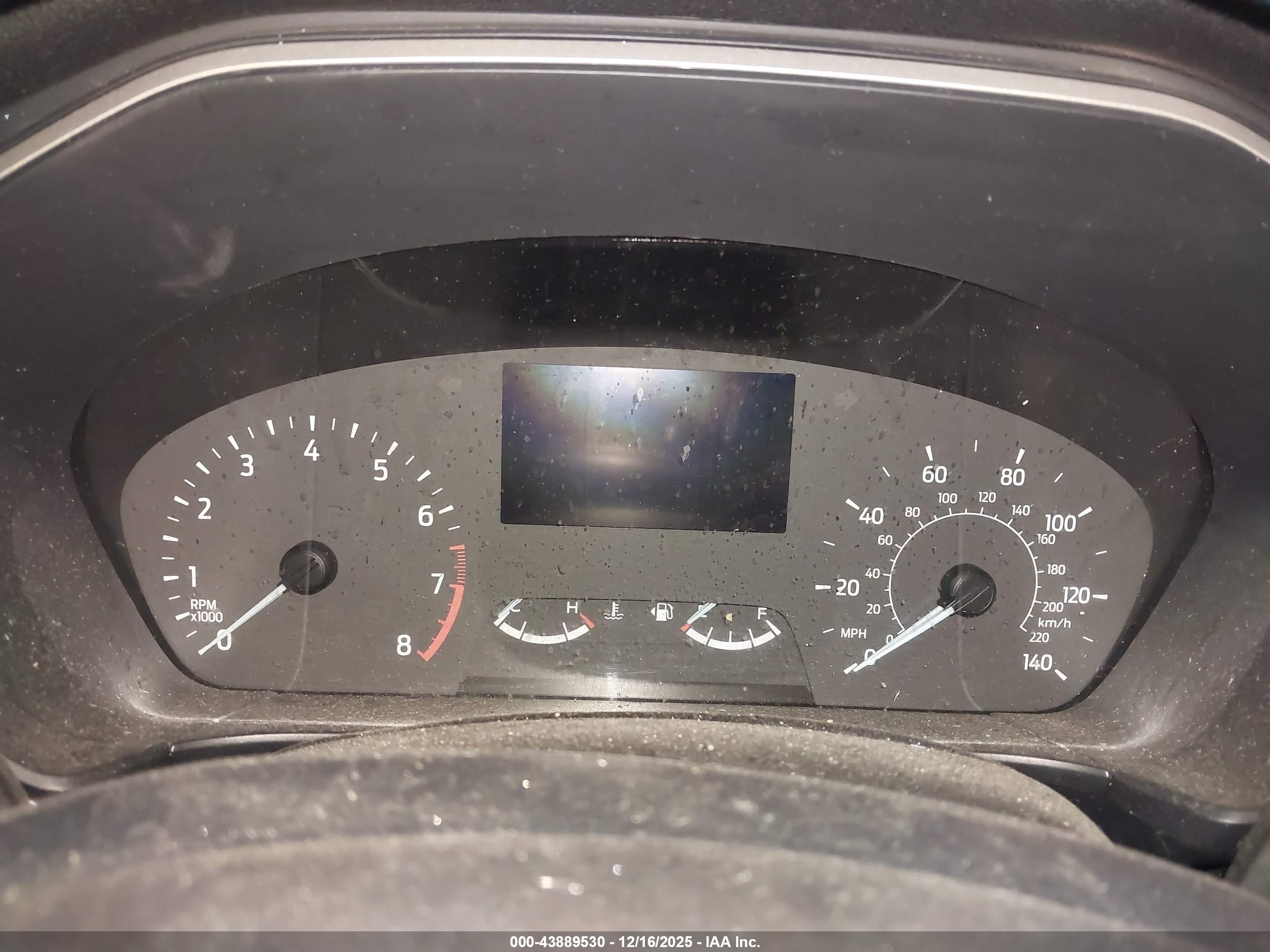 FORD ESCAPE image 7
