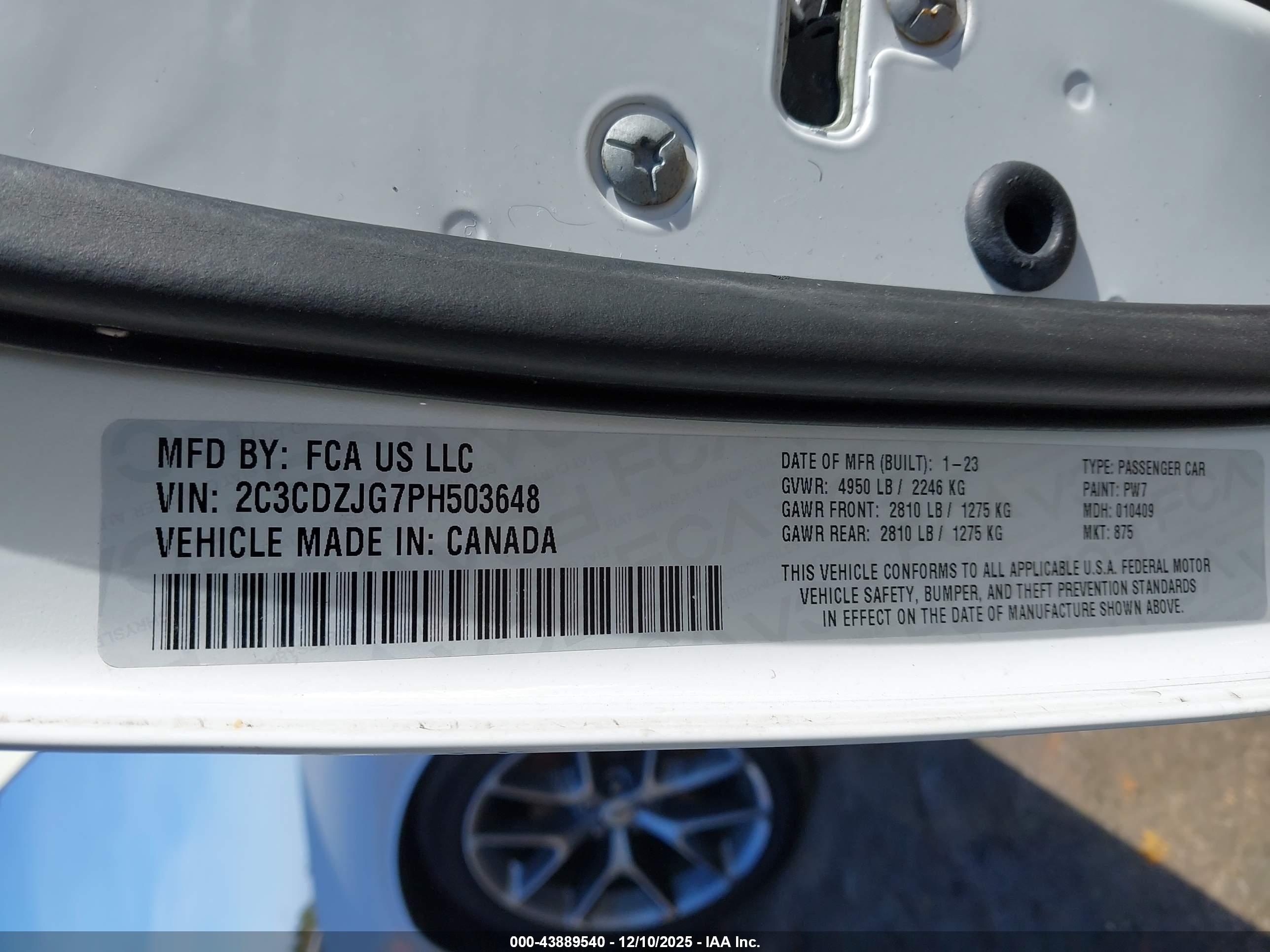 DODGE CHALLENGER image 9
