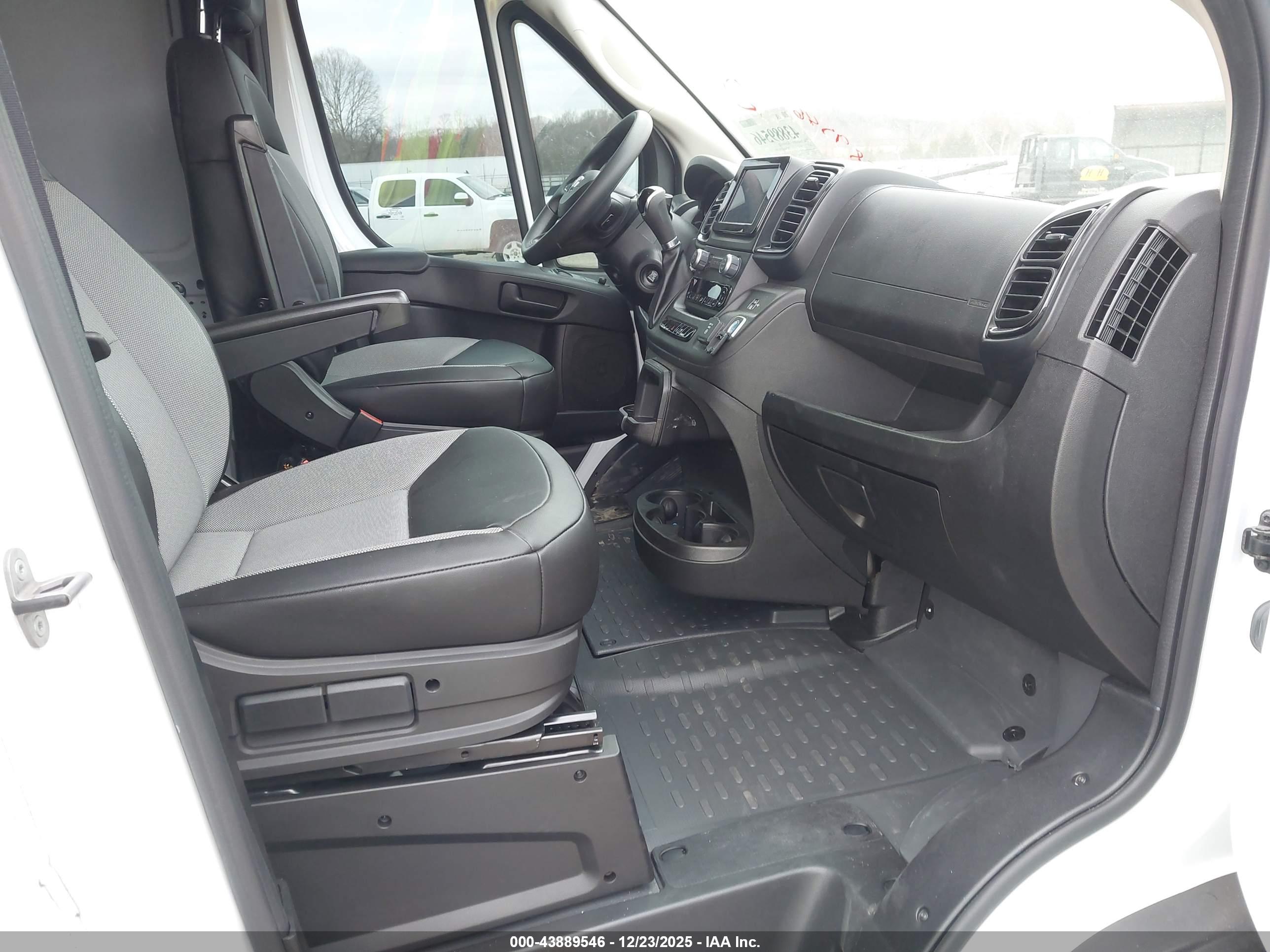 RAM PROMASTER image 5