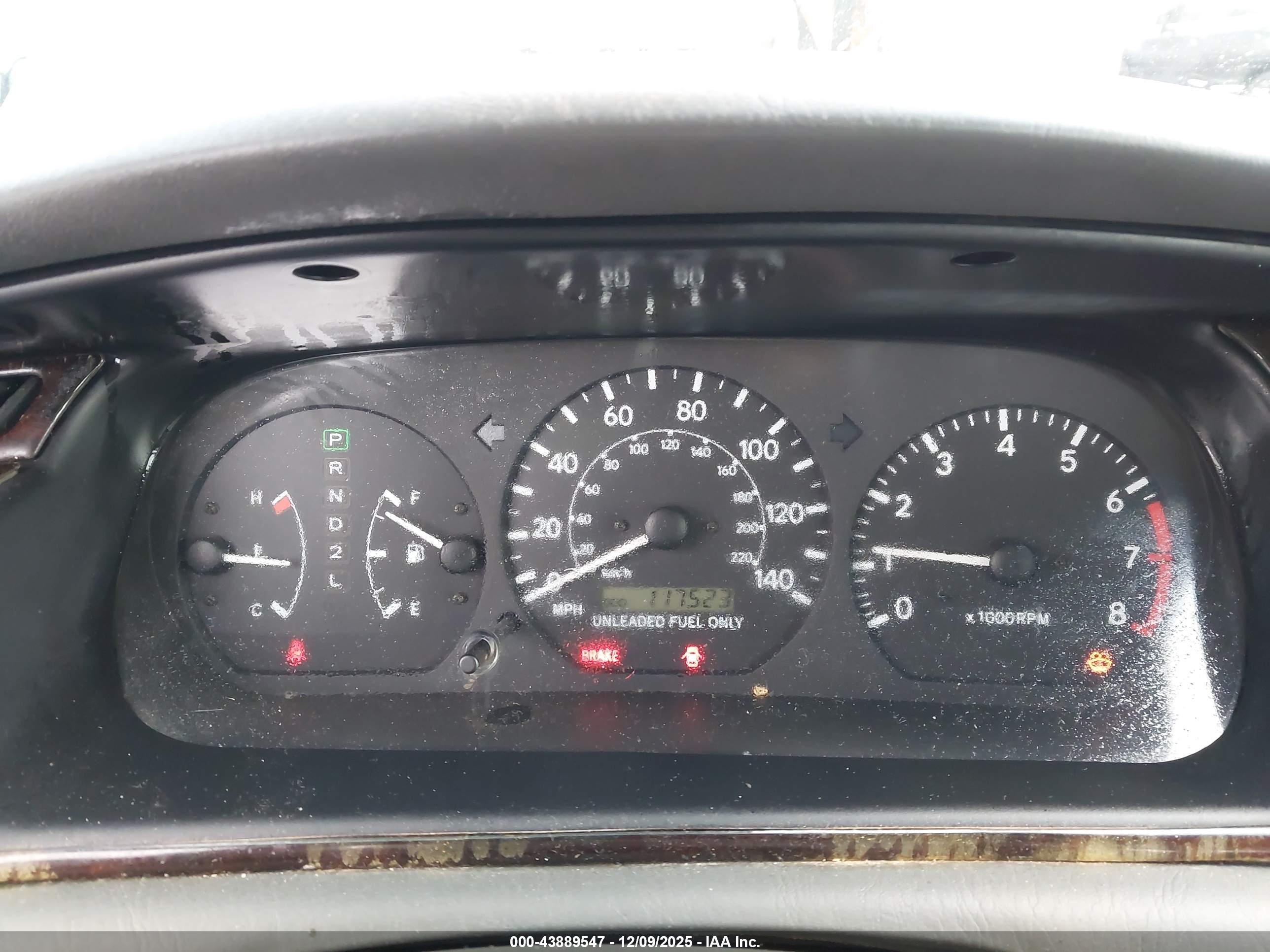 TOYOTA CAMRY image 7