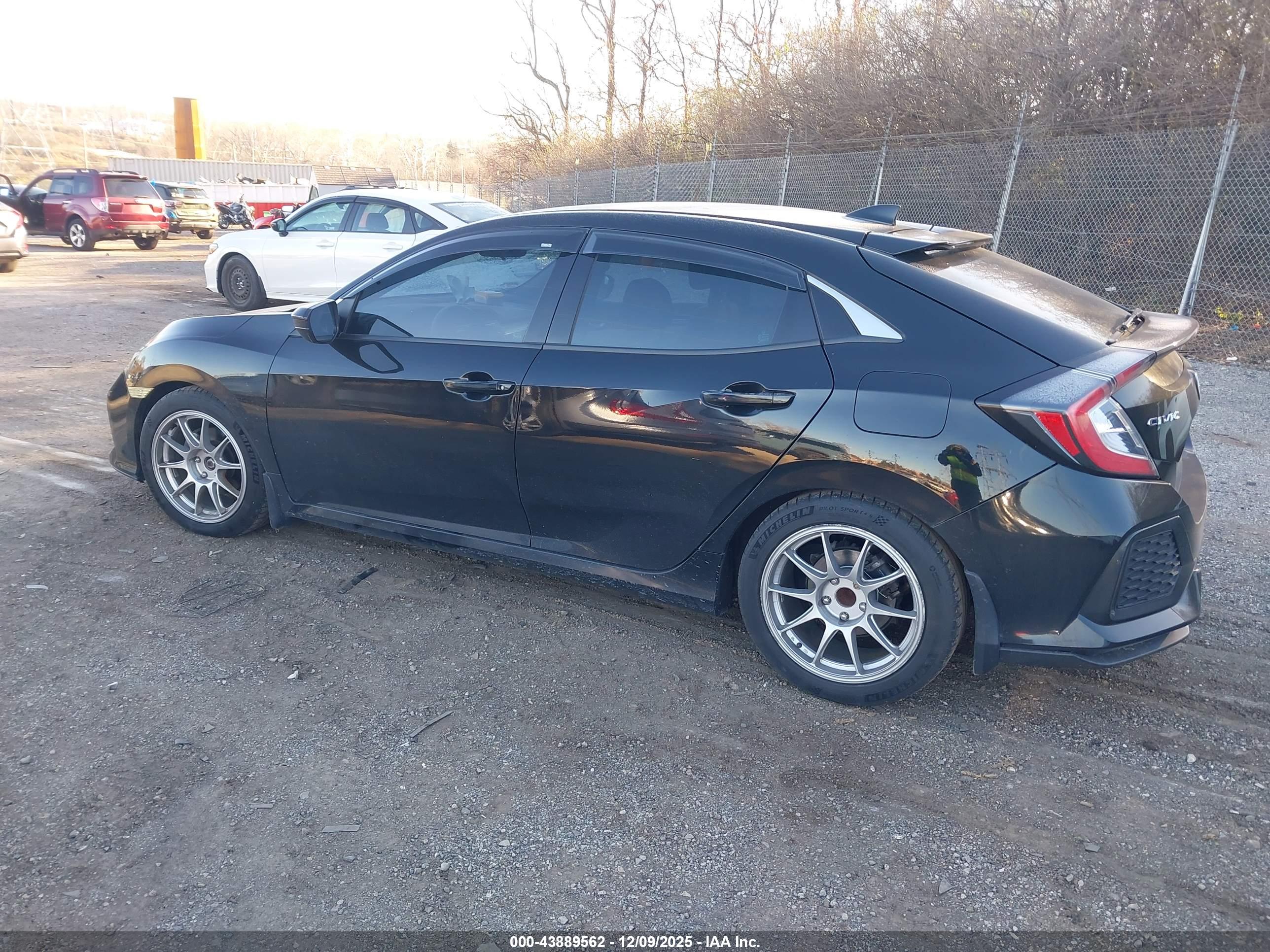 HONDA CIVIC image 3