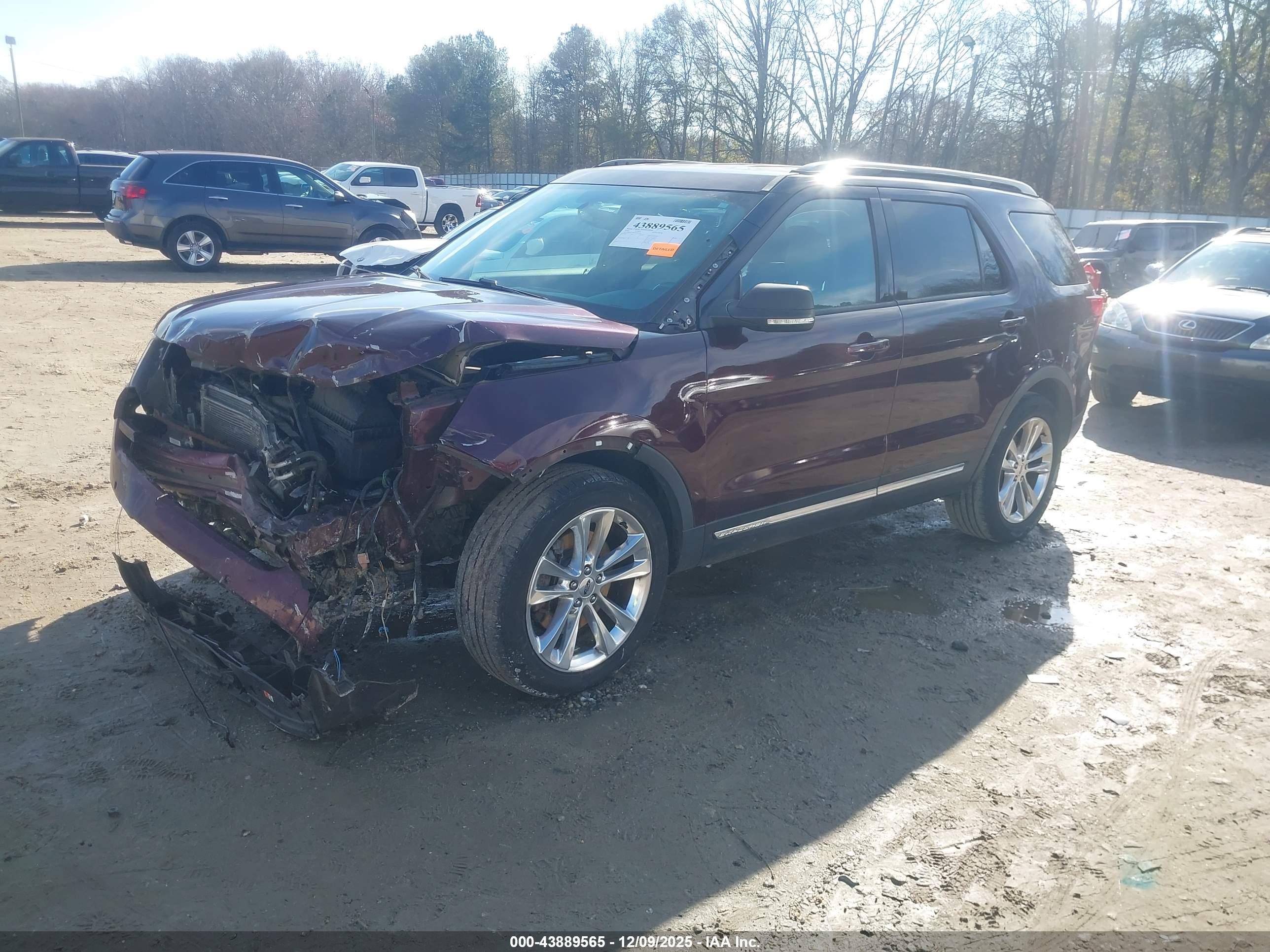 FORD EXPLORER image 2