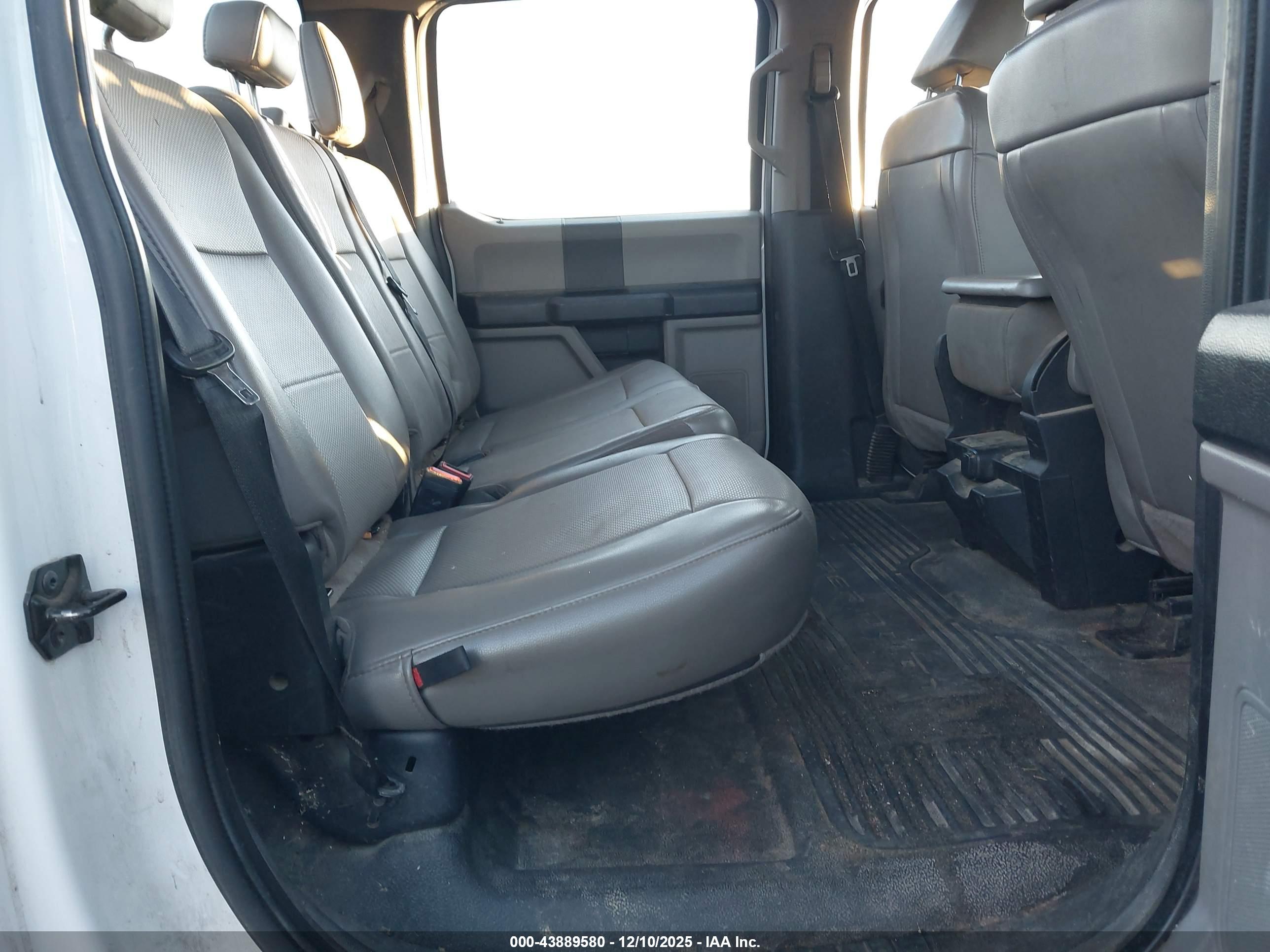 FORD F-250 image 8