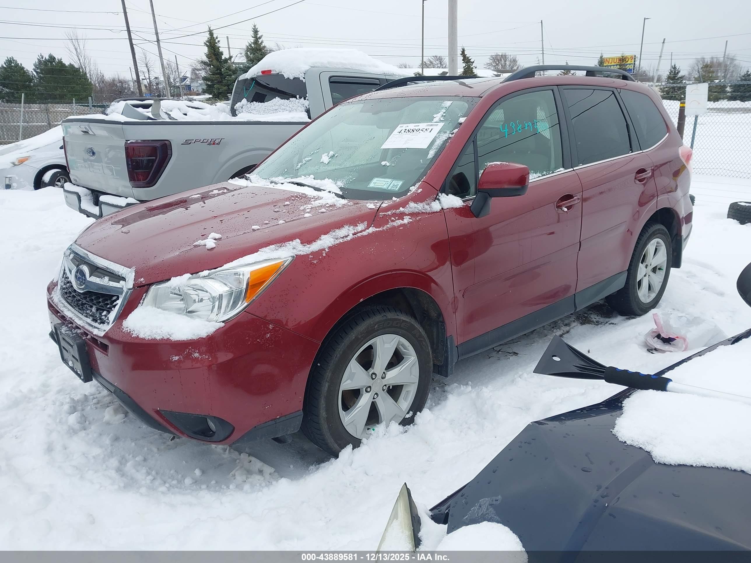 SUBARU FORESTER image 2