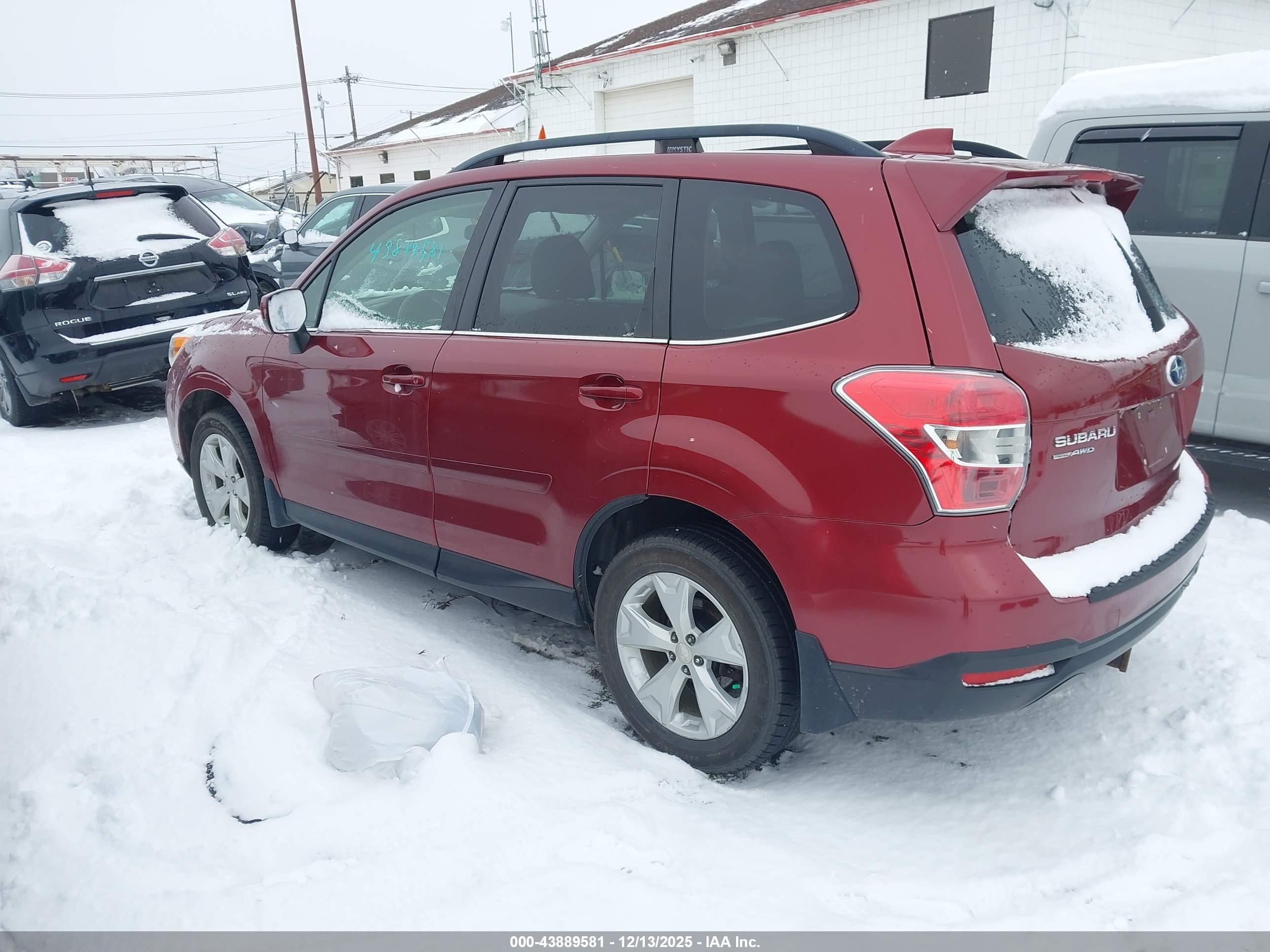 SUBARU FORESTER image 3