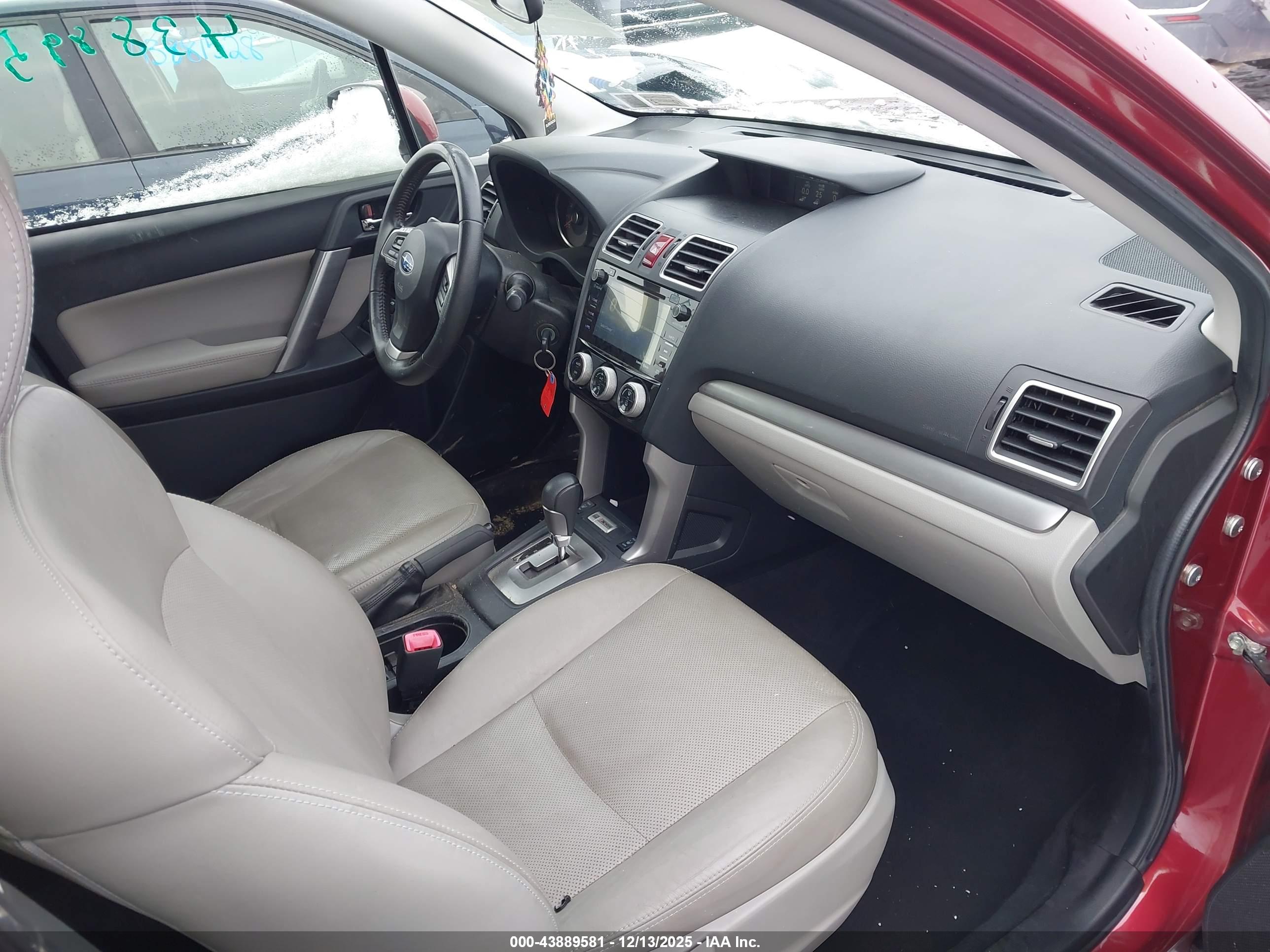 SUBARU FORESTER image 5