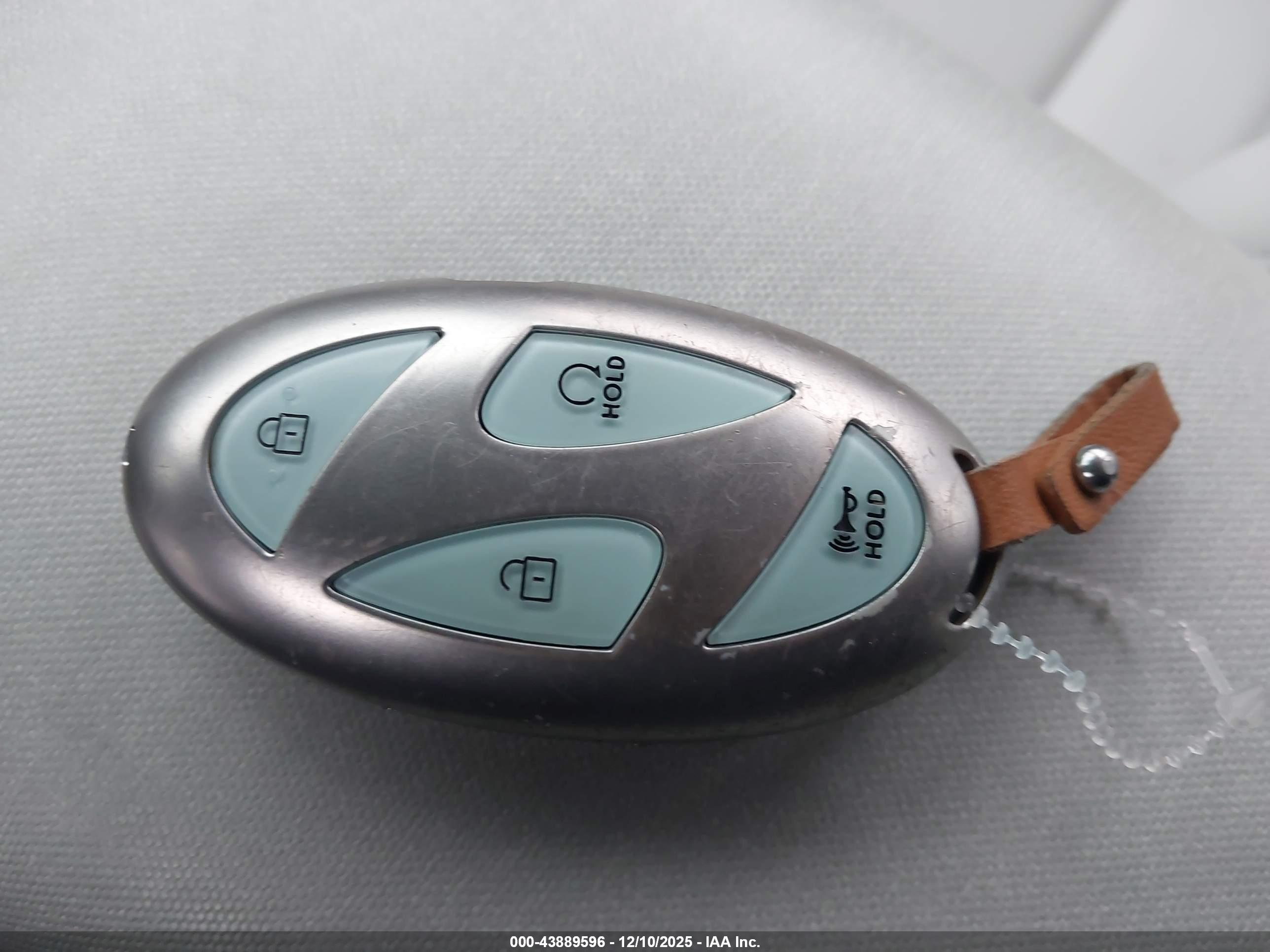 HYUNDAI IONIQ image 11