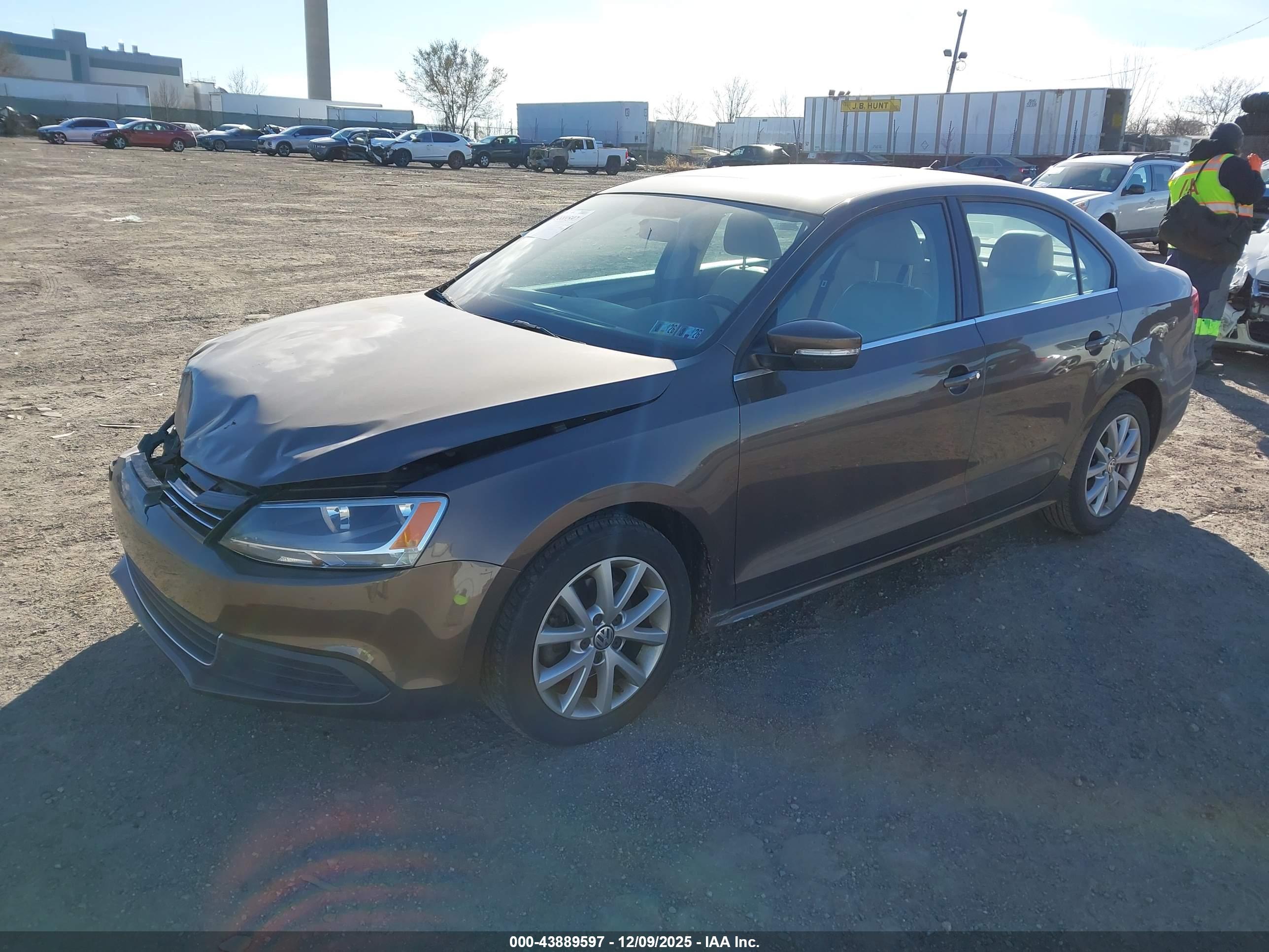 VOLKSWAGEN JETTA image 2