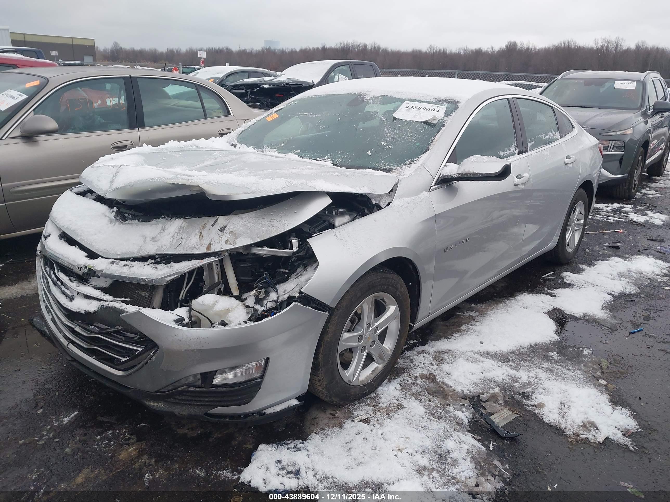 CHEVROLET MALIBU image 2