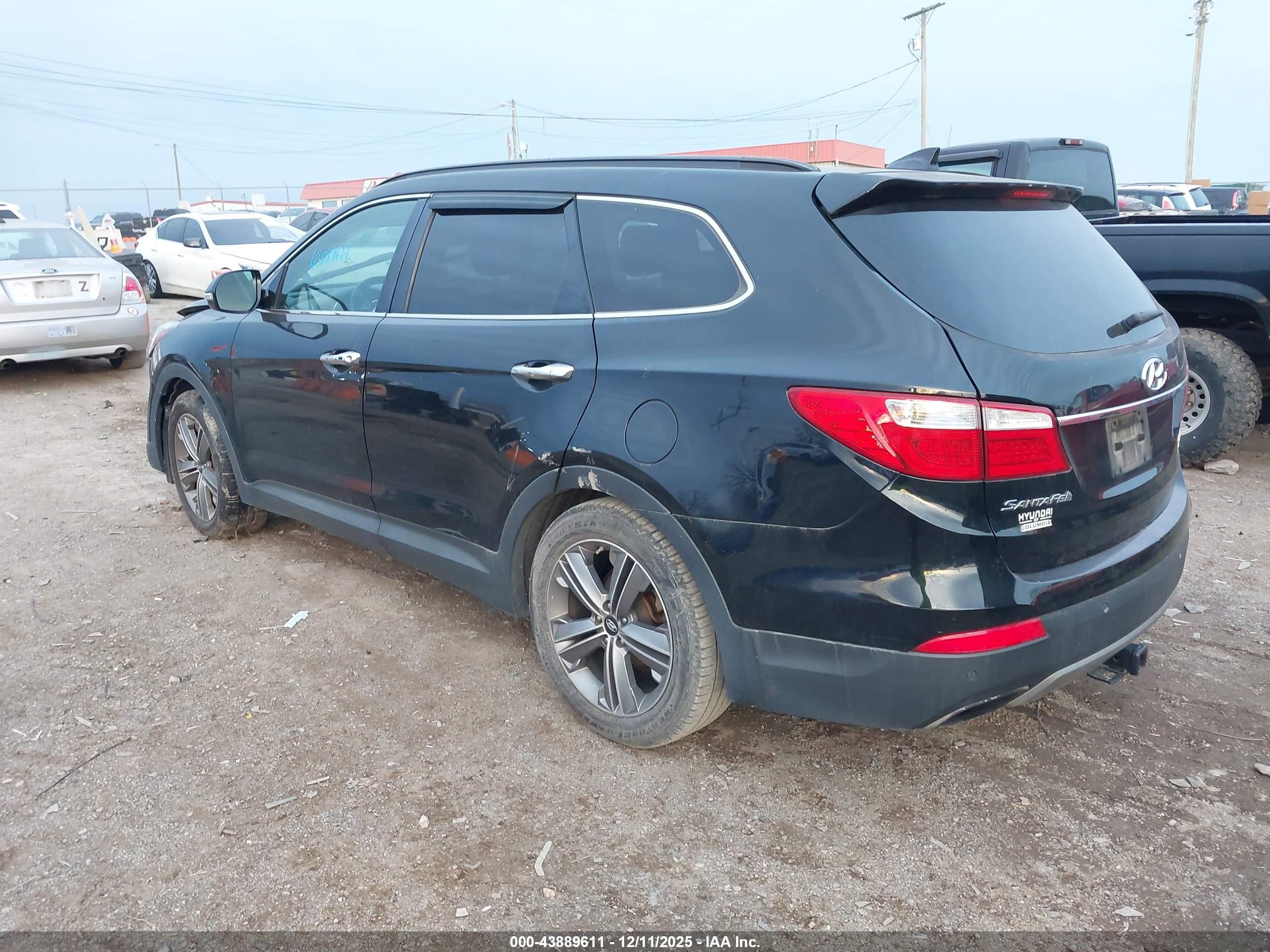 HYUNDAI SANTA image 3