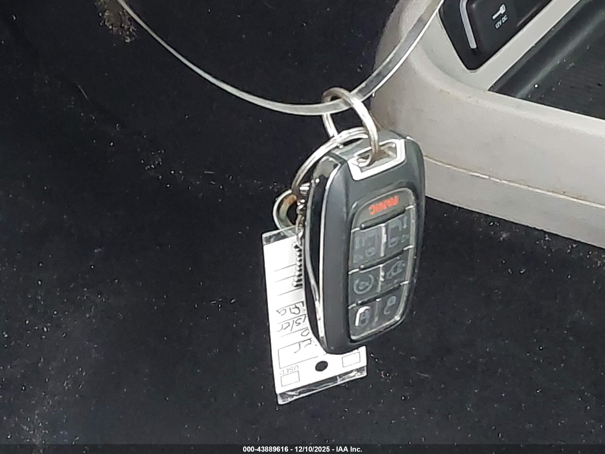 CHRYSLER PACIFICA image 11