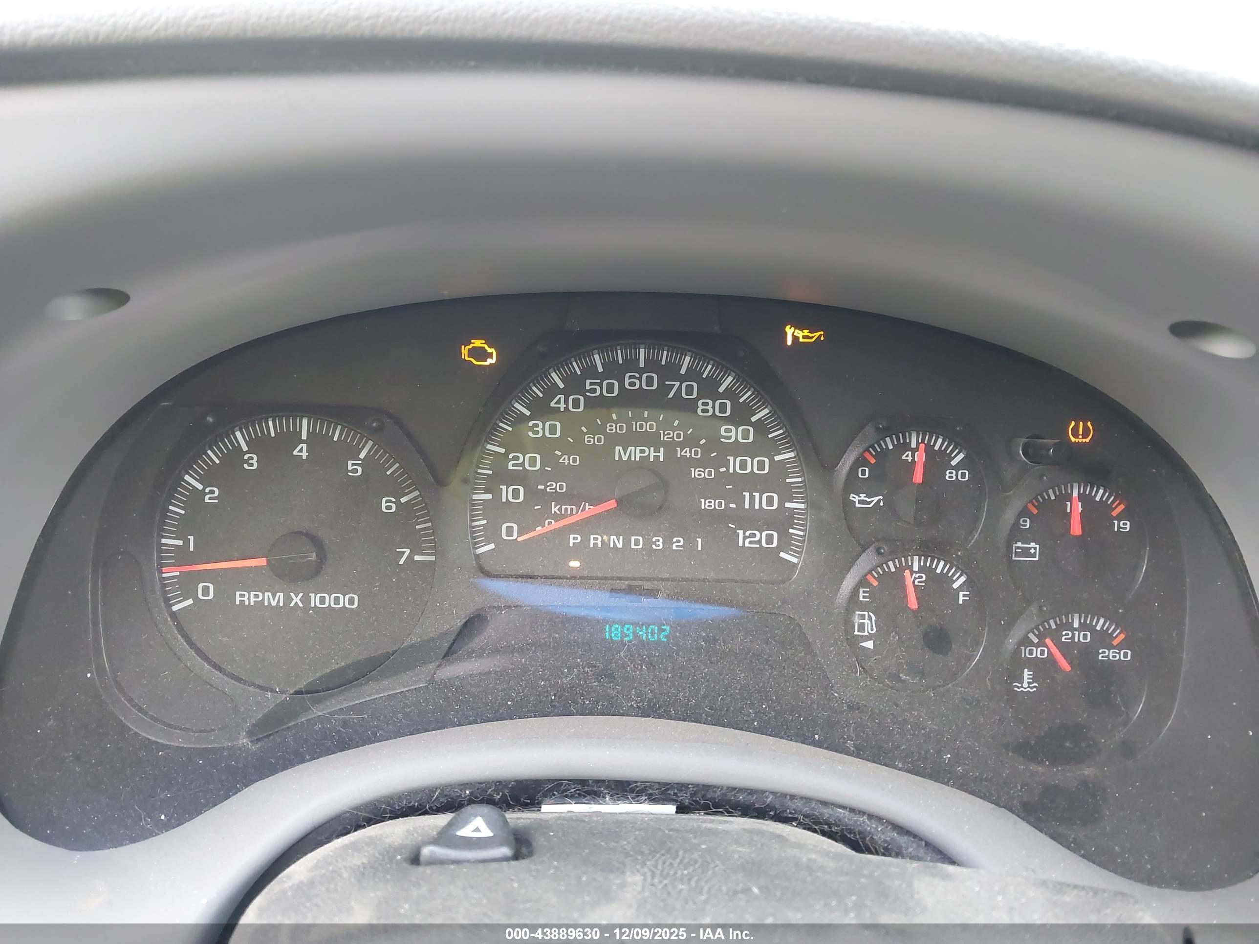 CHEVROLET TRAILBLAZER image 7