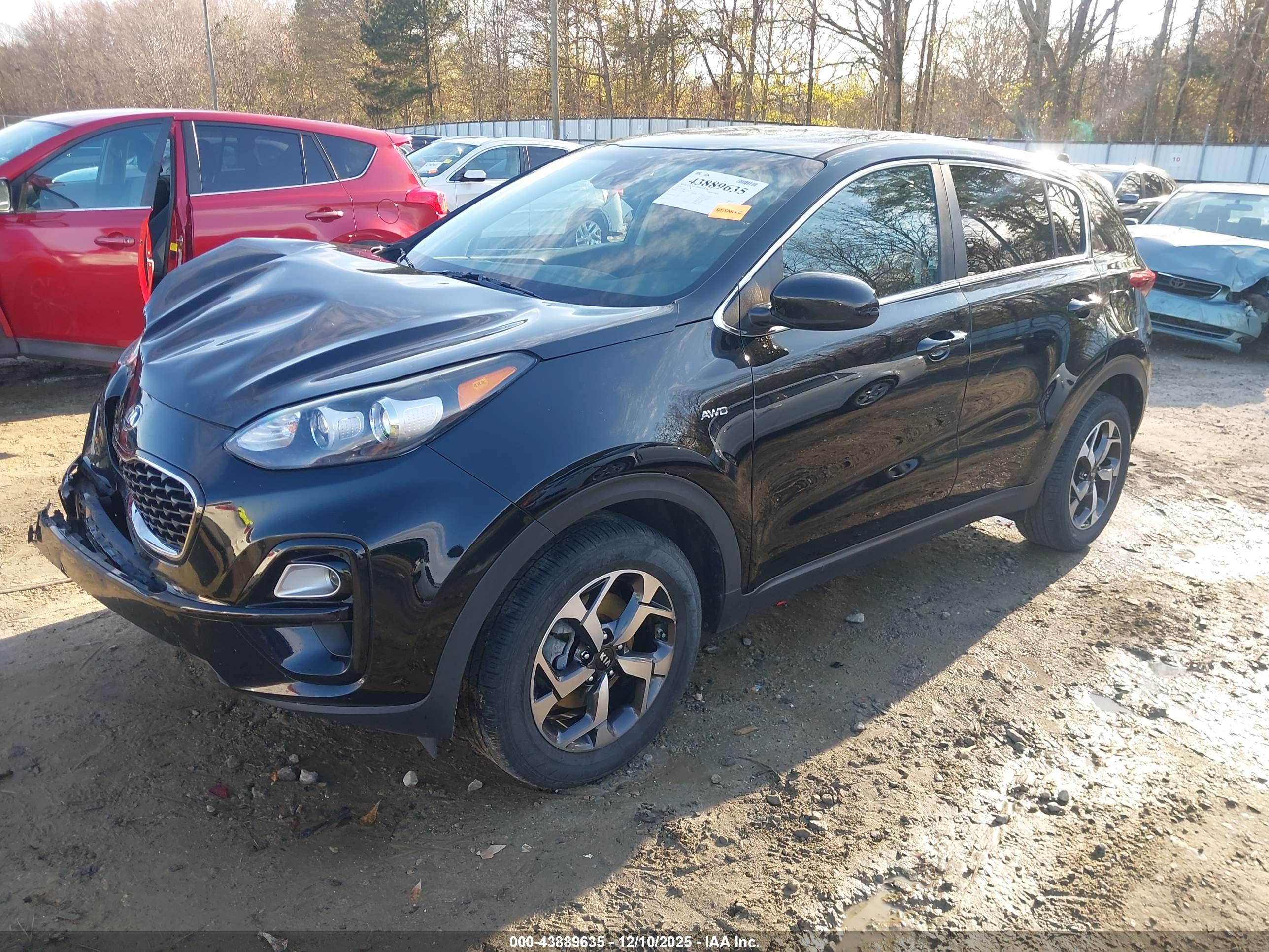 KIA SPORTAGE image 2