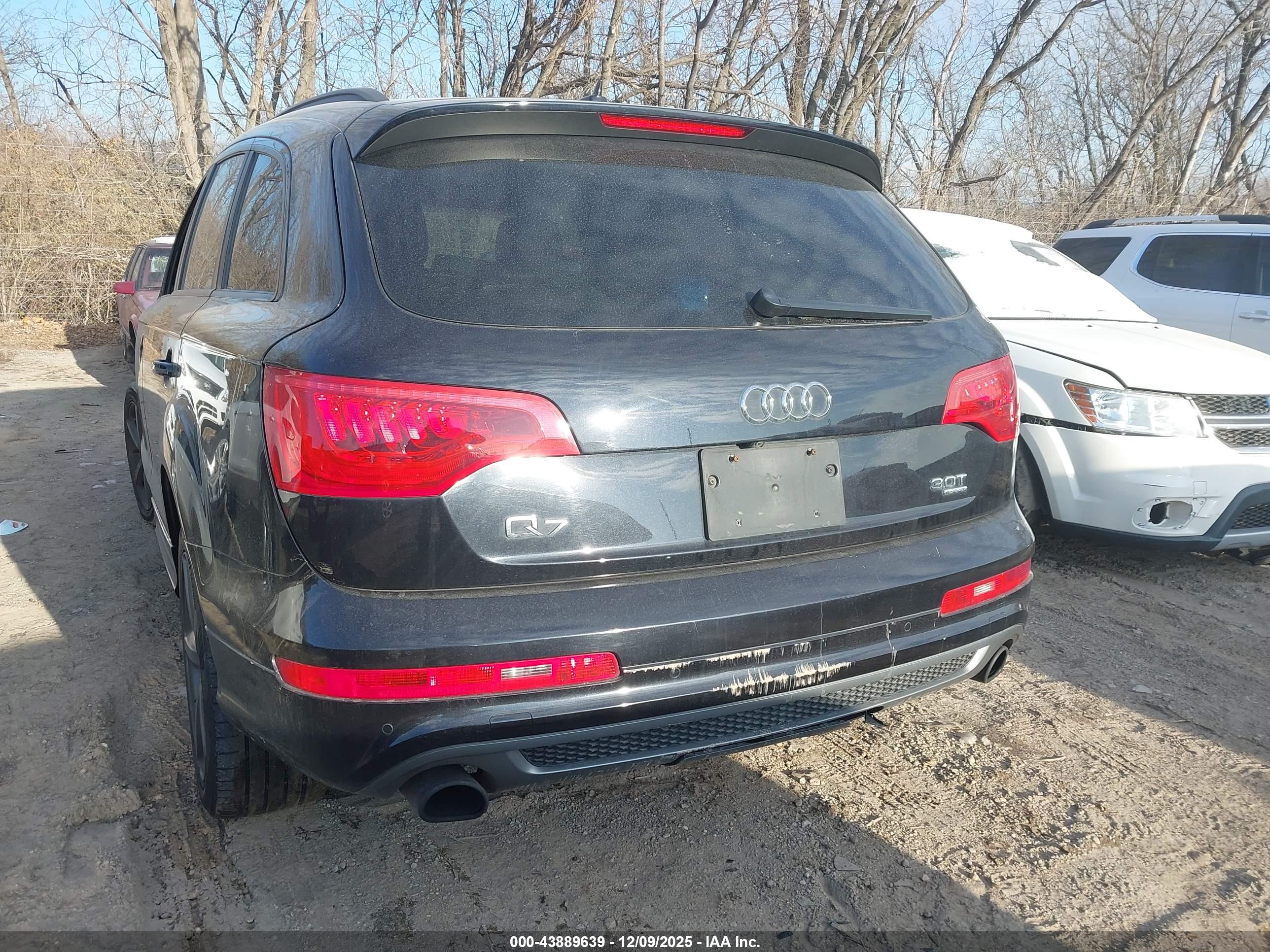 AUDI Q7 image 3