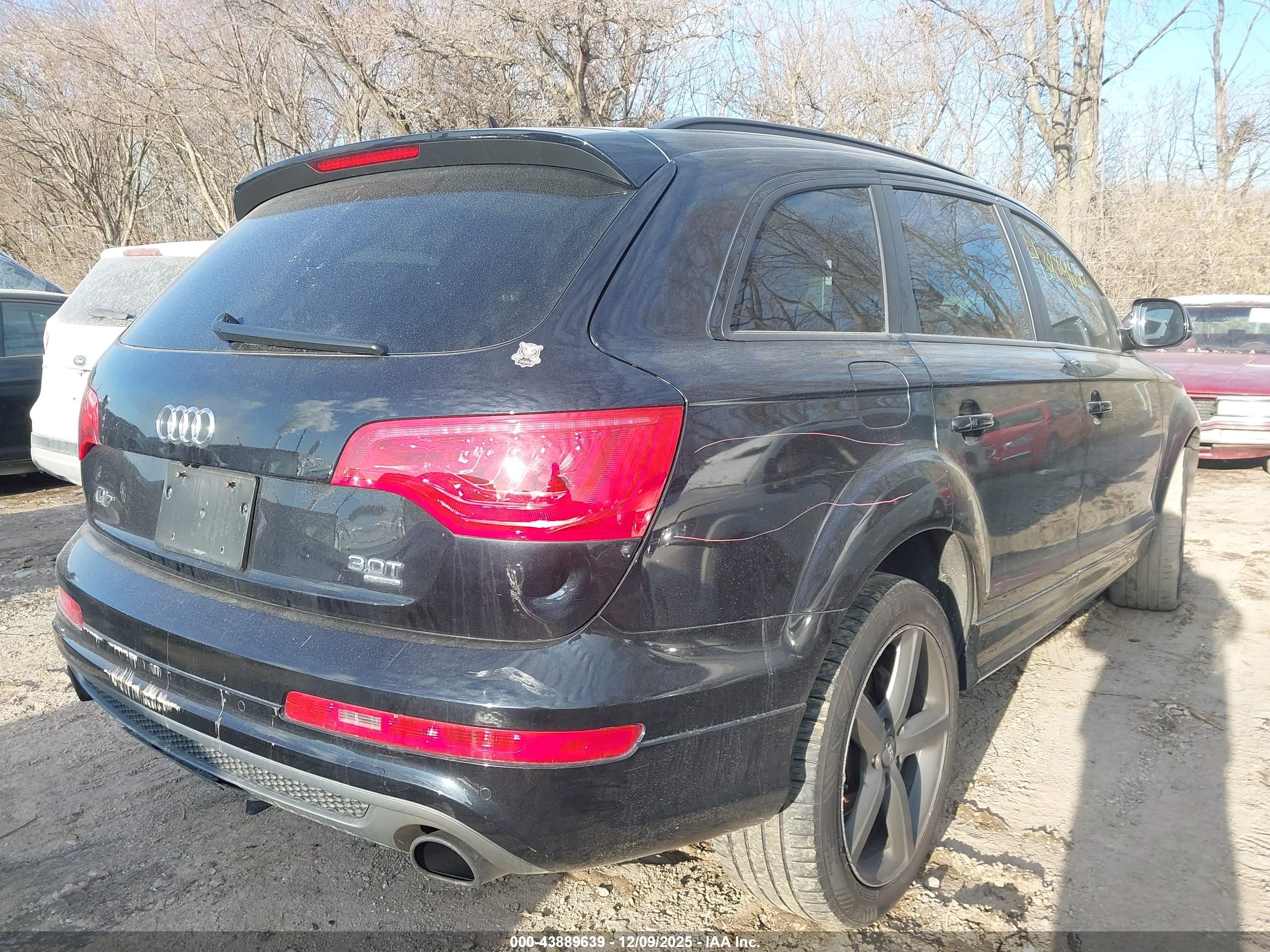 AUDI Q7 image 4