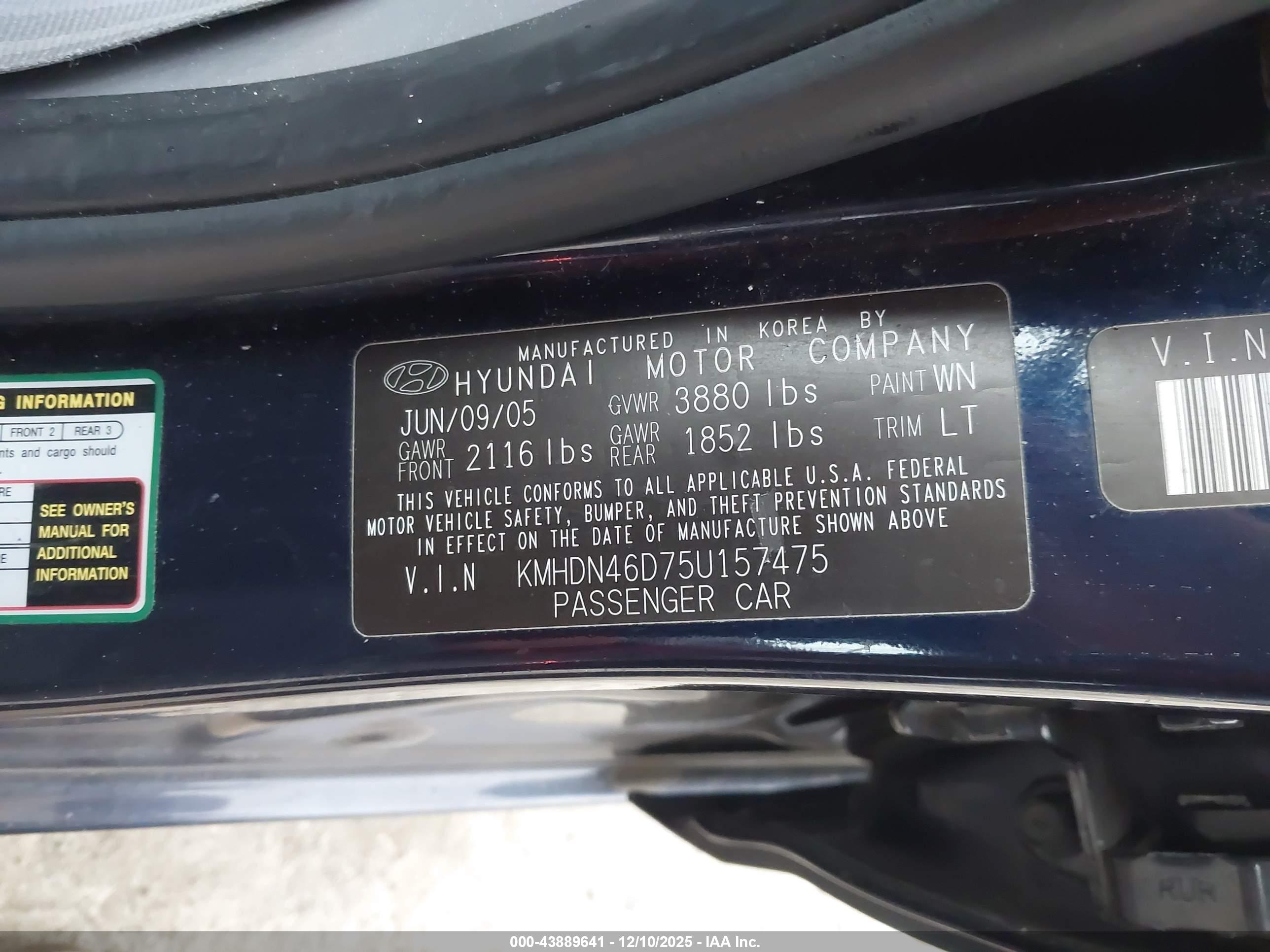 HYUNDAI ELANTRA image 9