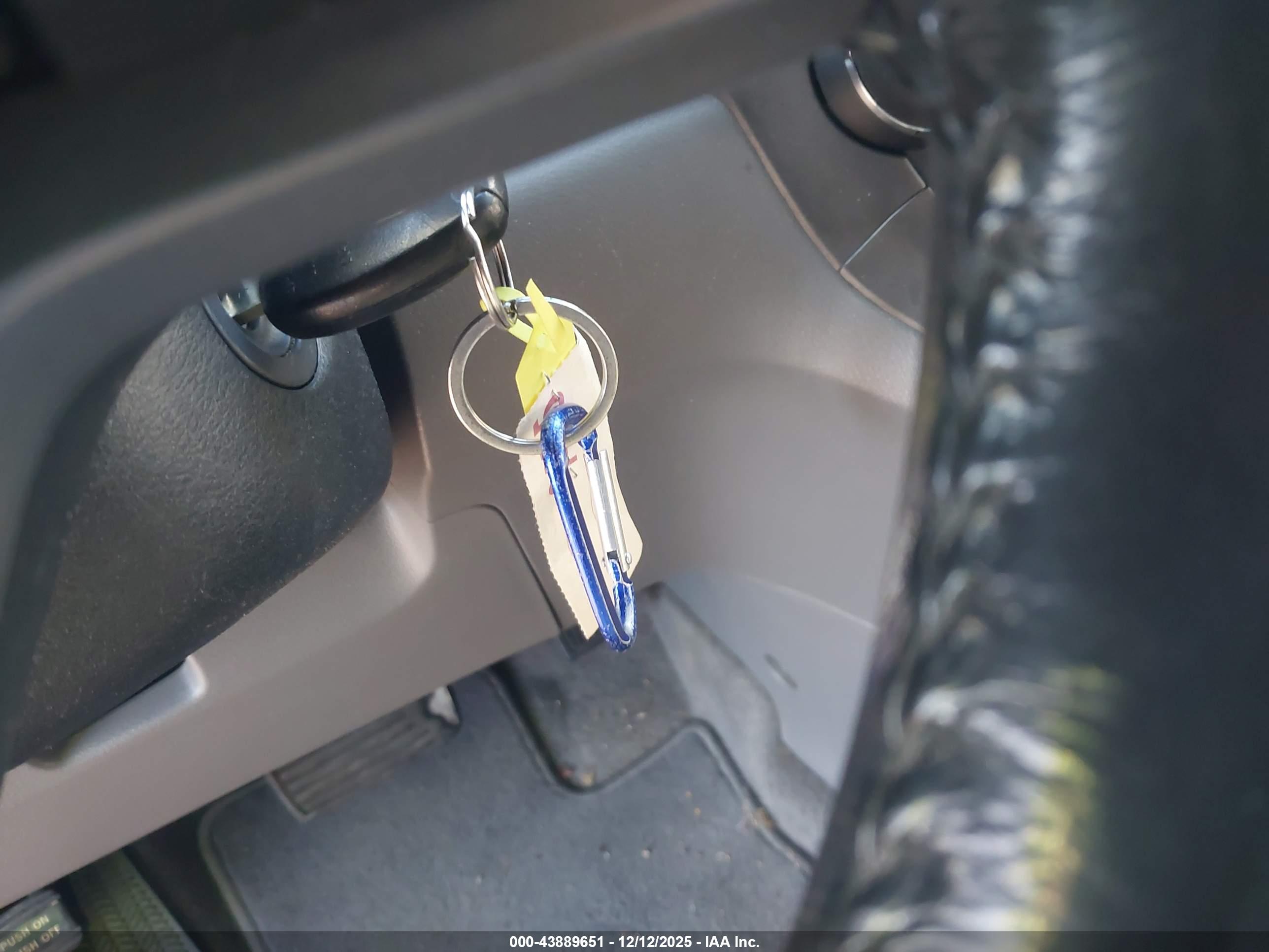 HONDA CR-V image 11