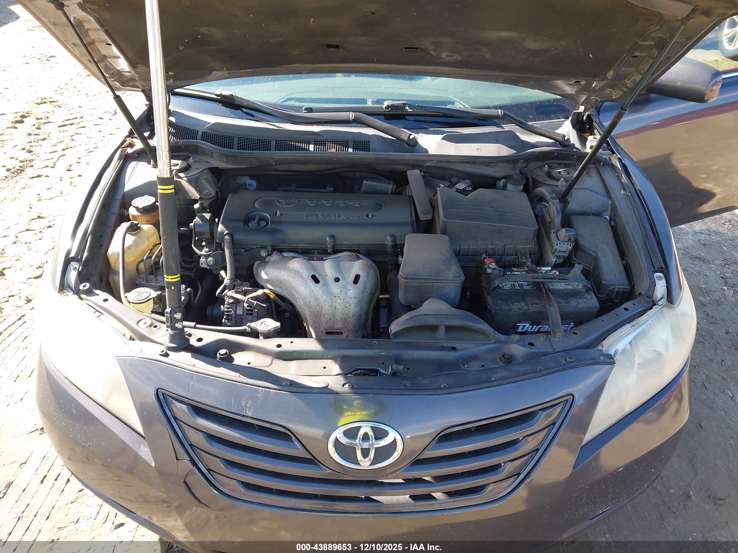 TOYOTA CAMRY image 10