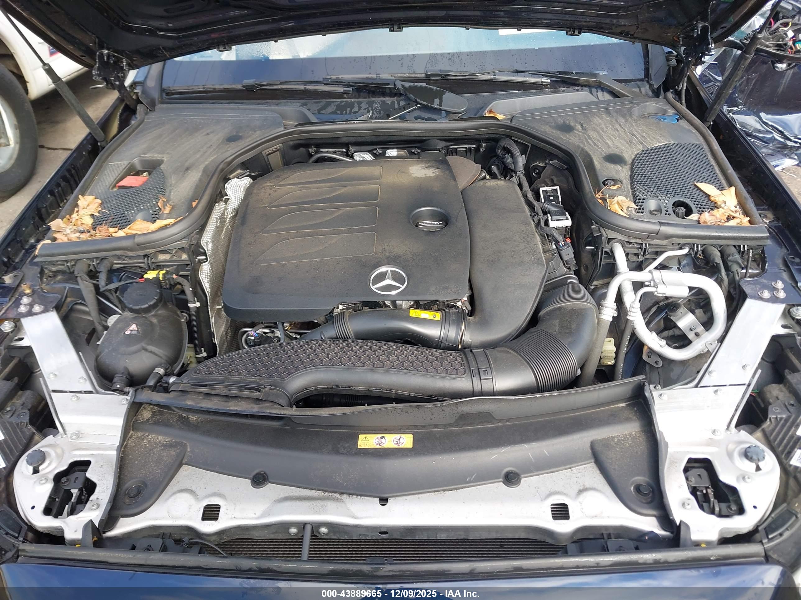 MERCEDES-BENZ E image 10