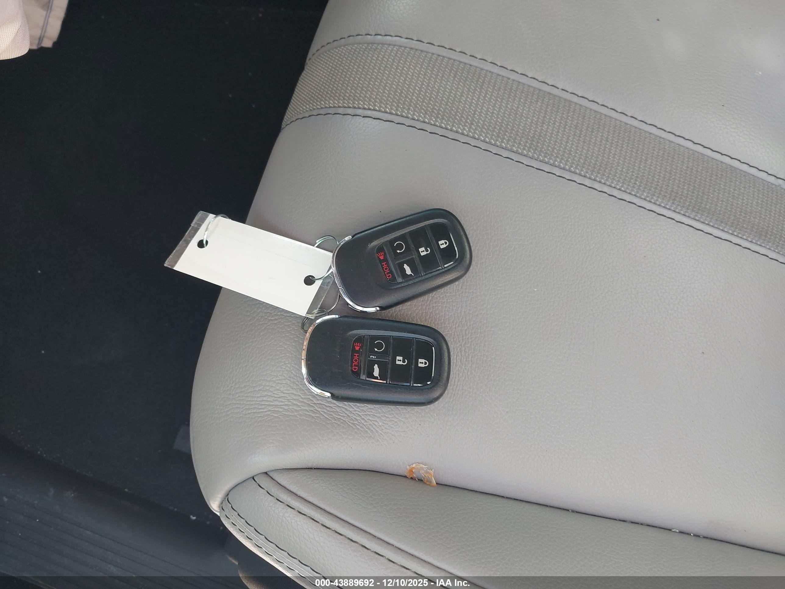 HONDA PILOT image 11