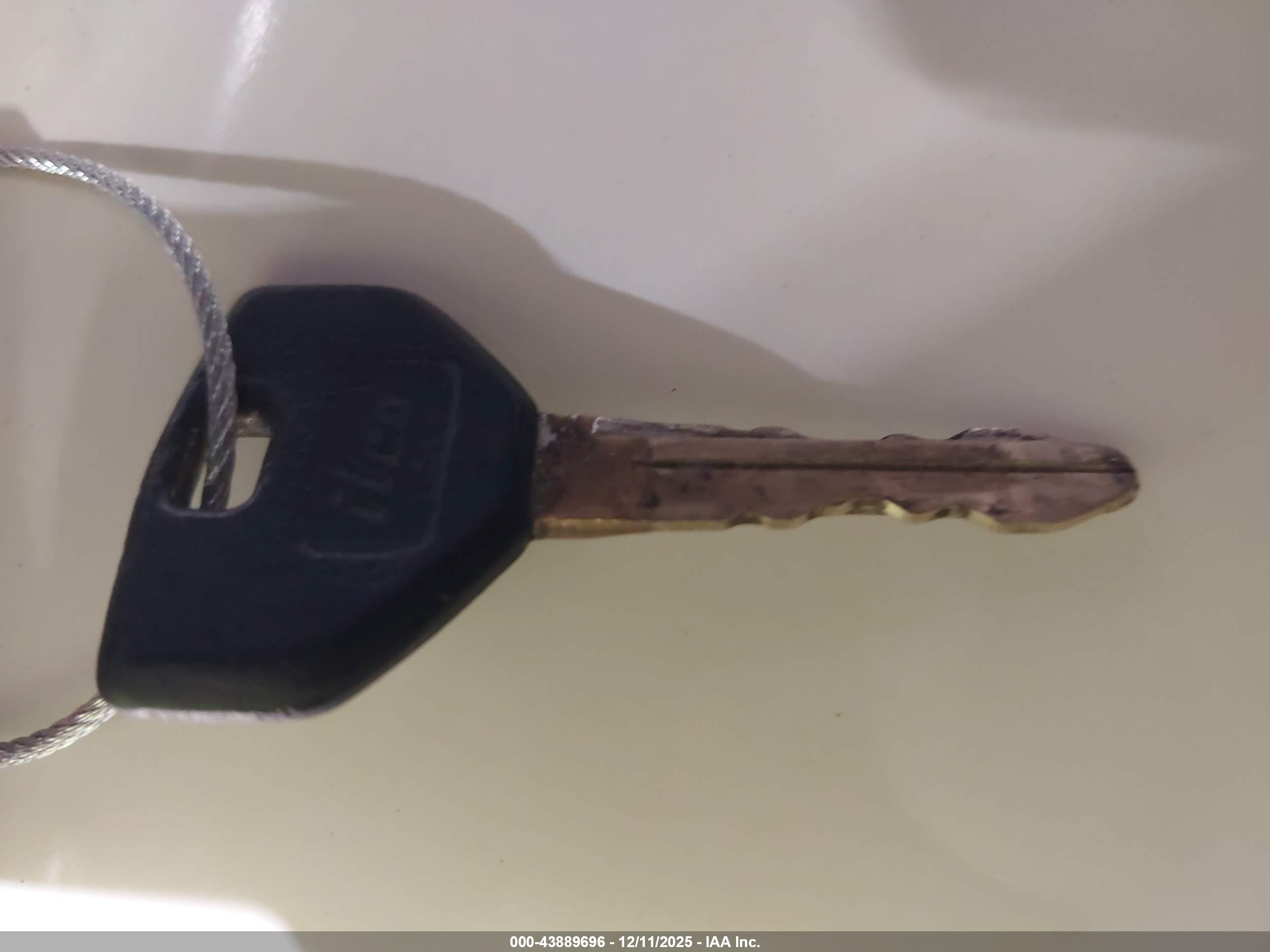 JEEP CHEROKEE image 11