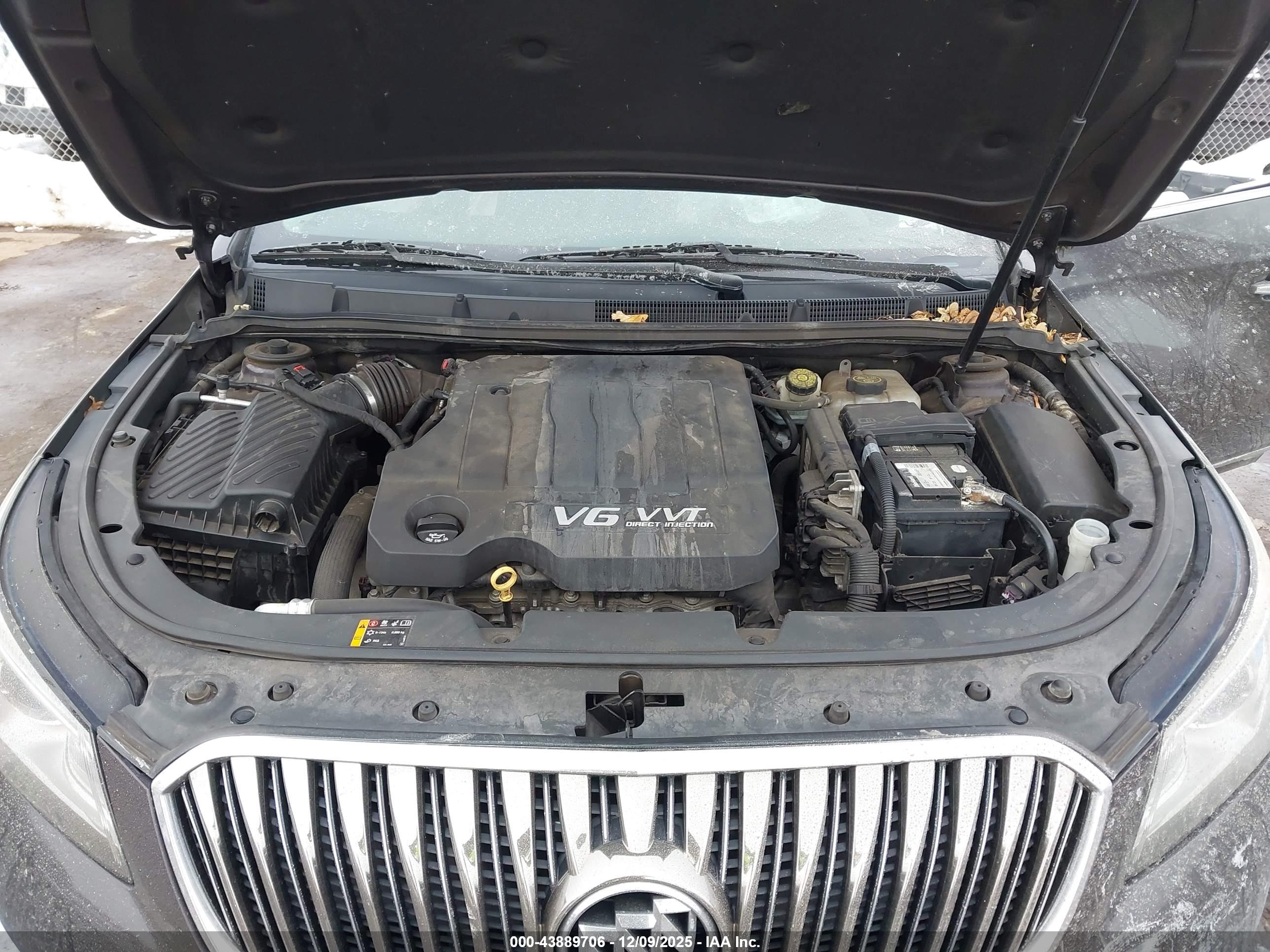 BUICK LACROSSE image 10