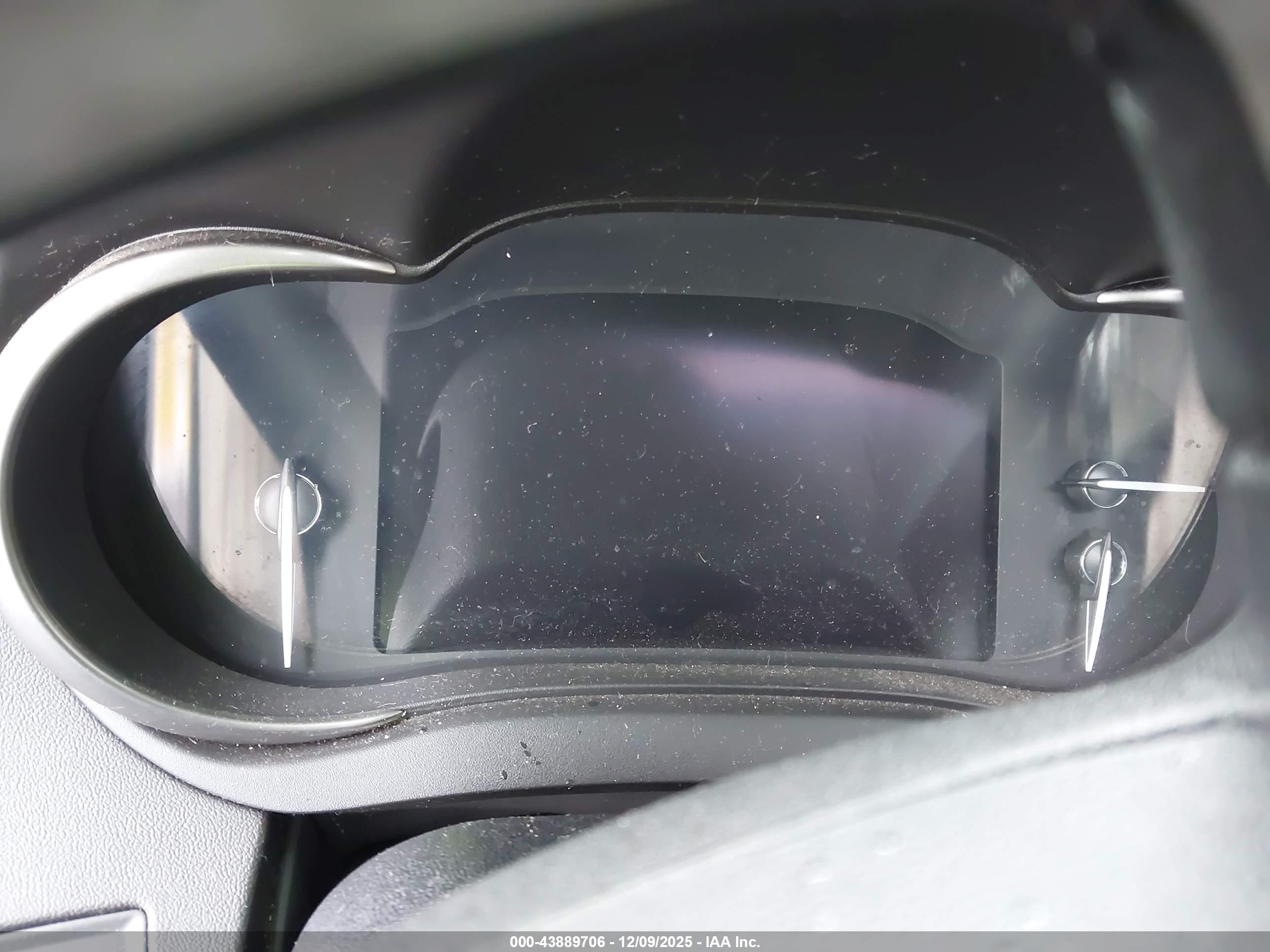 BUICK LACROSSE image 7
