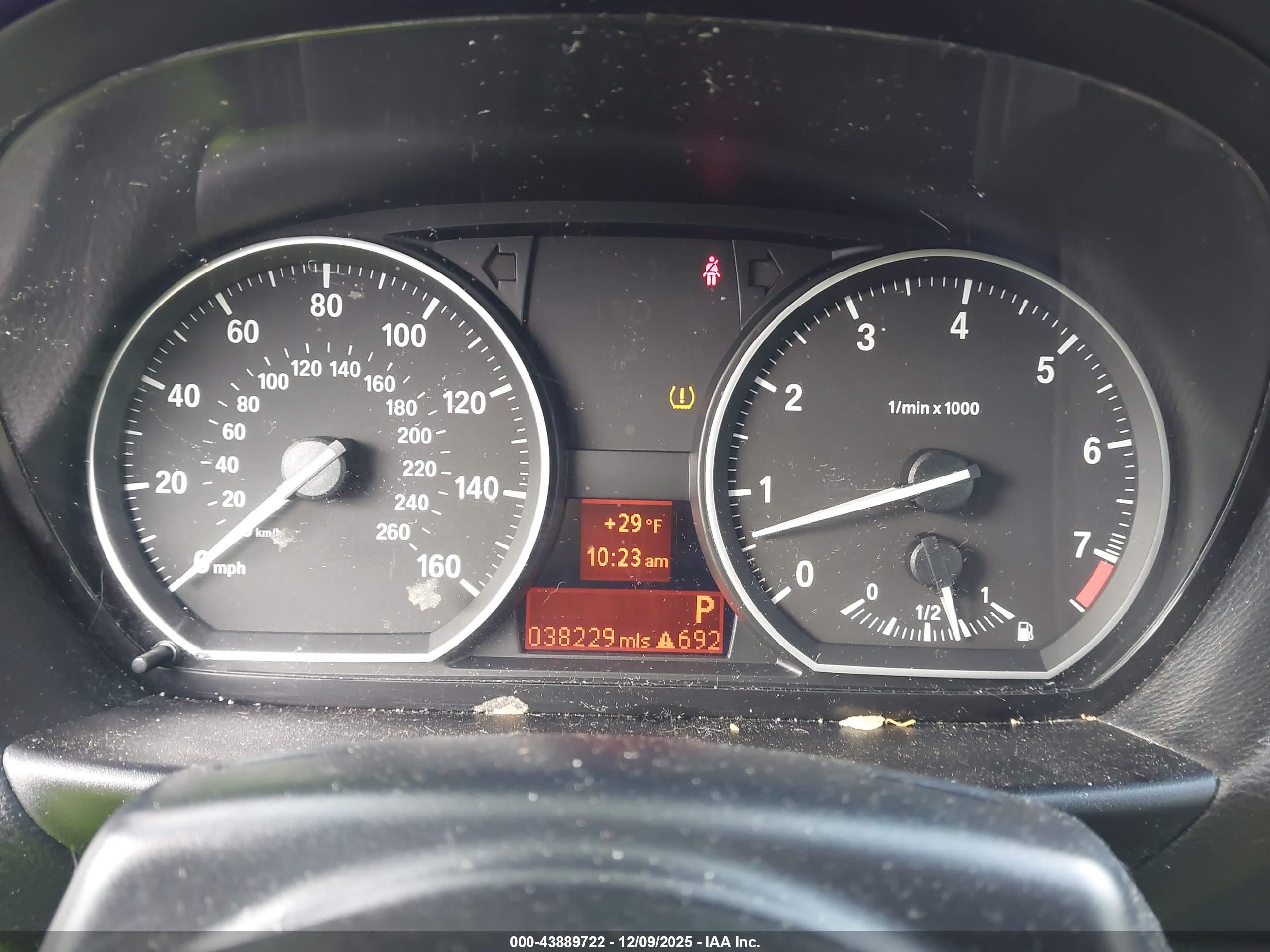 BMW 128I image 7