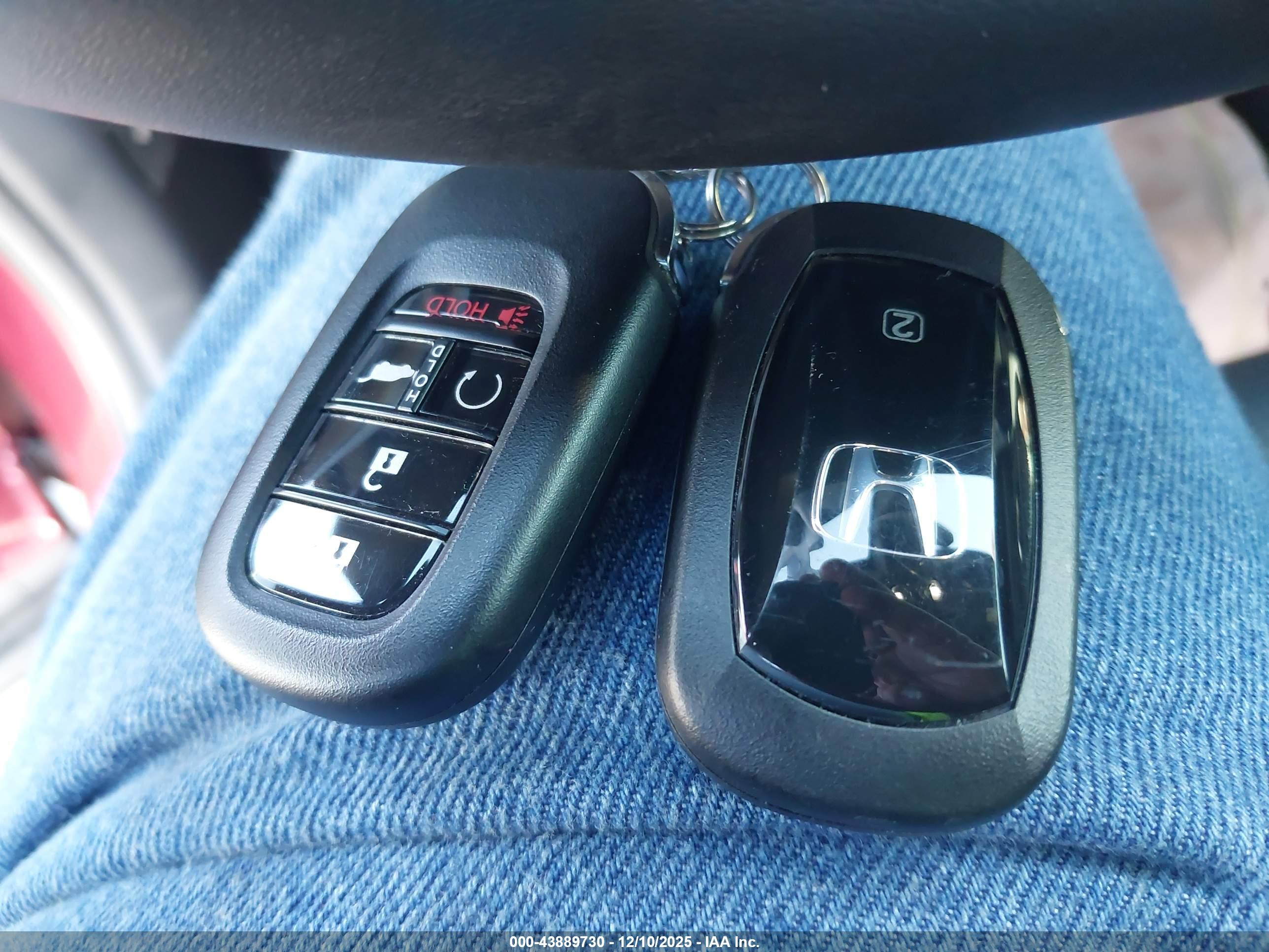 HONDA CR-V image 11