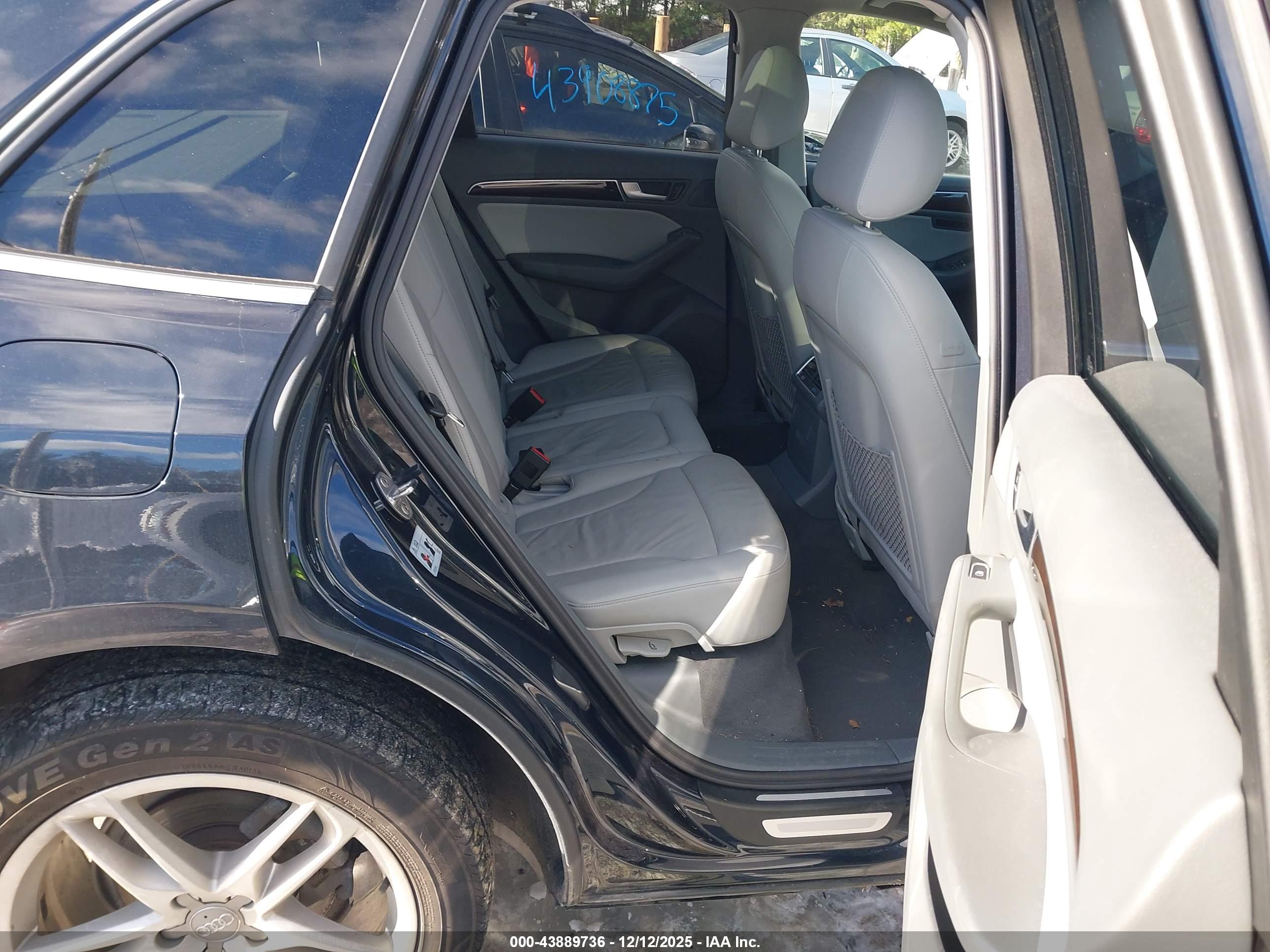 AUDI Q5 image 8
