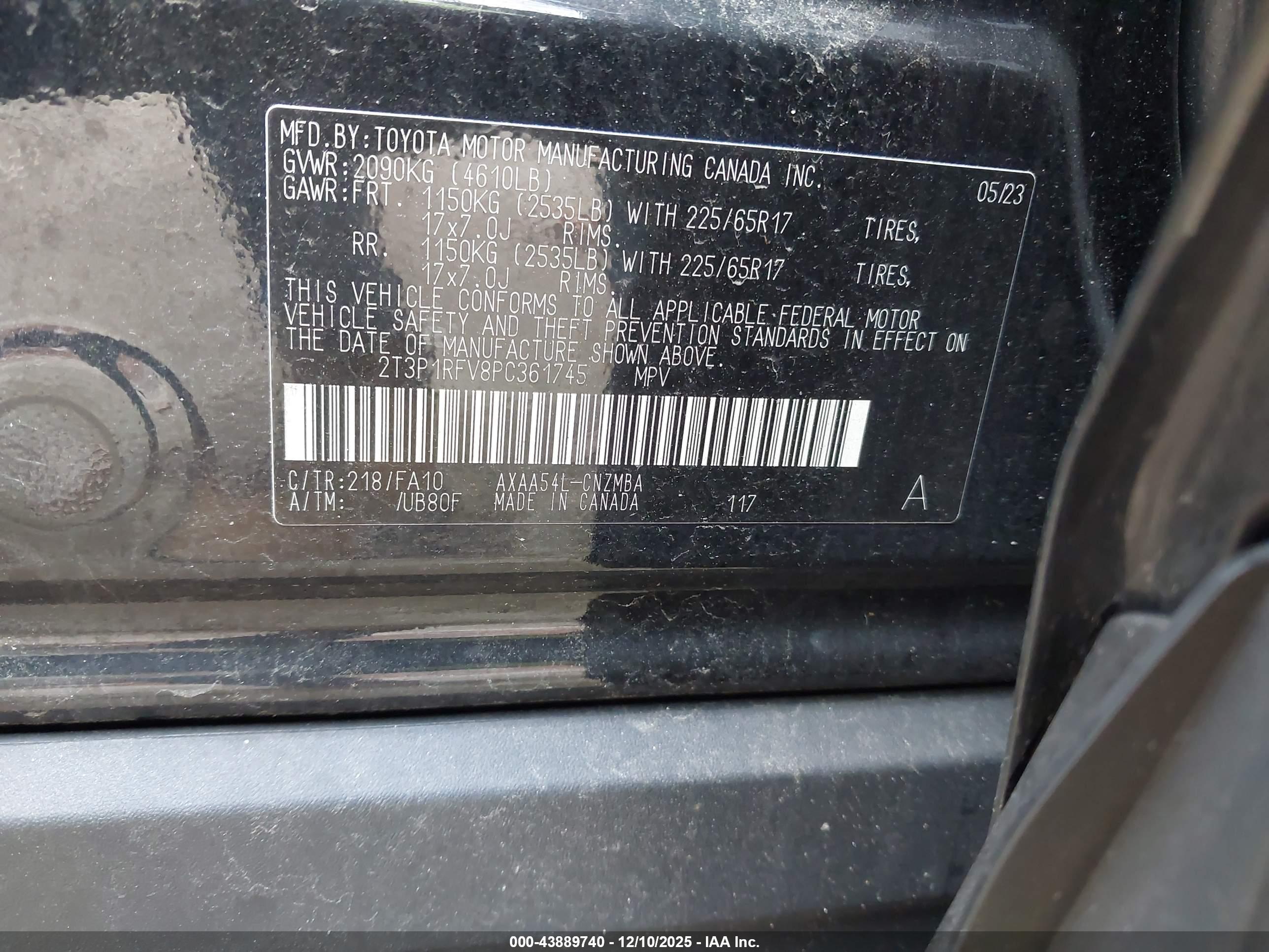 TOYOTA RAV4 image 9