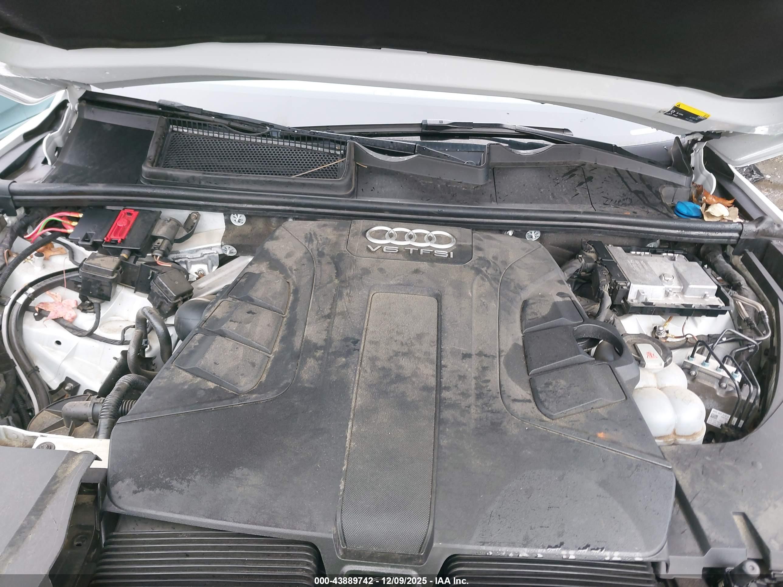 AUDI Q7 image 10