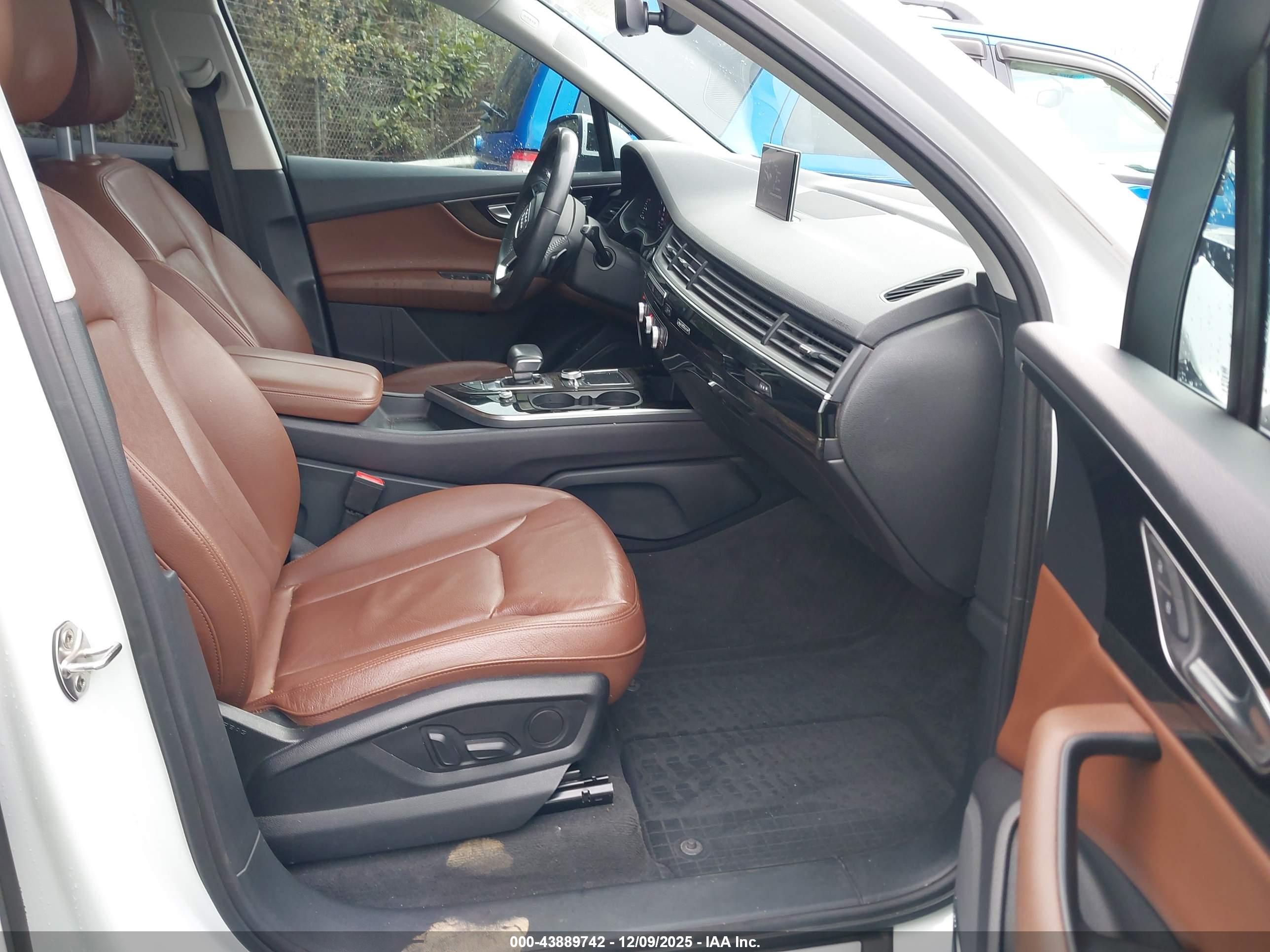 AUDI Q7 image 5