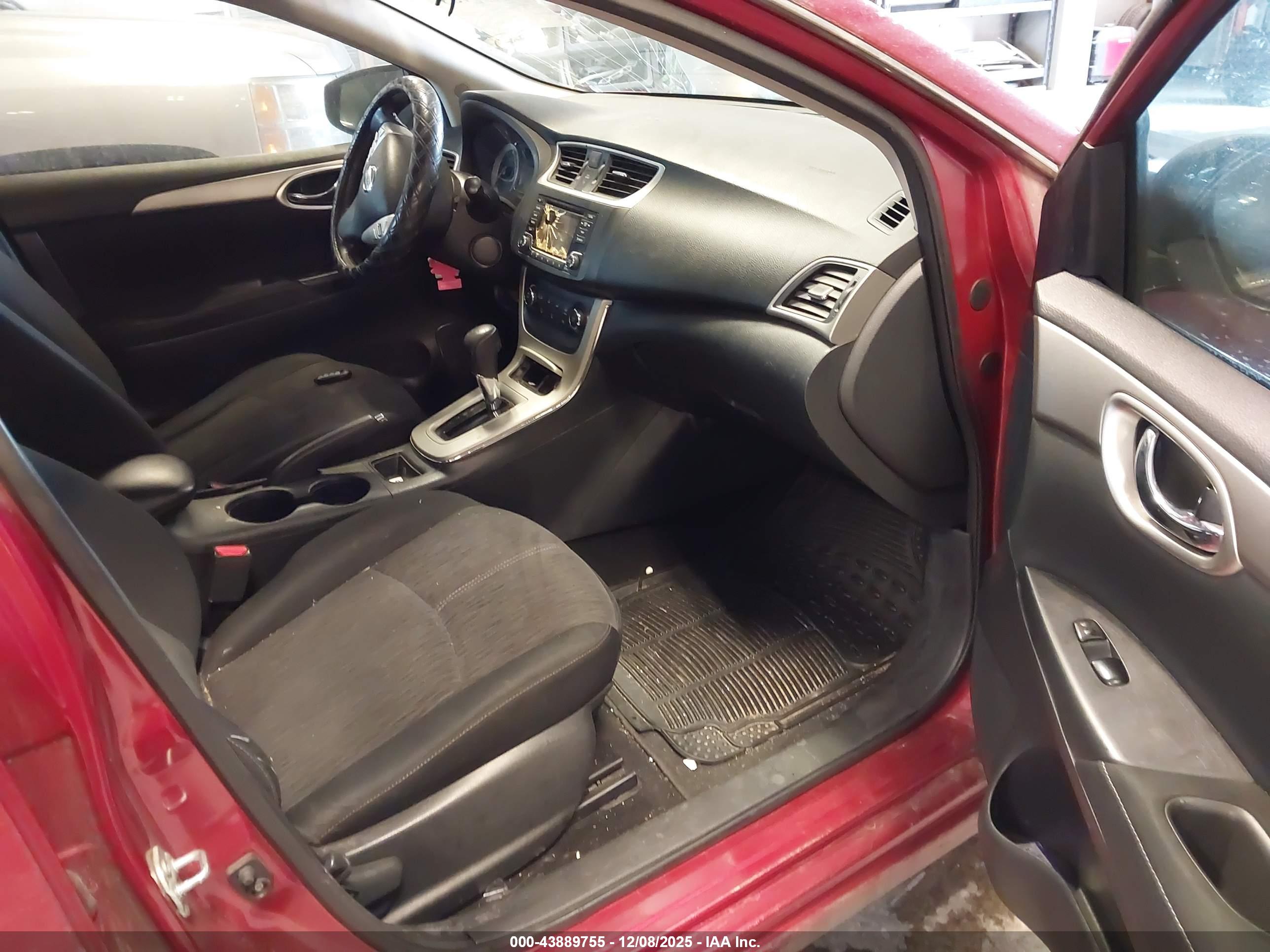 NISSAN SENTRA image 5