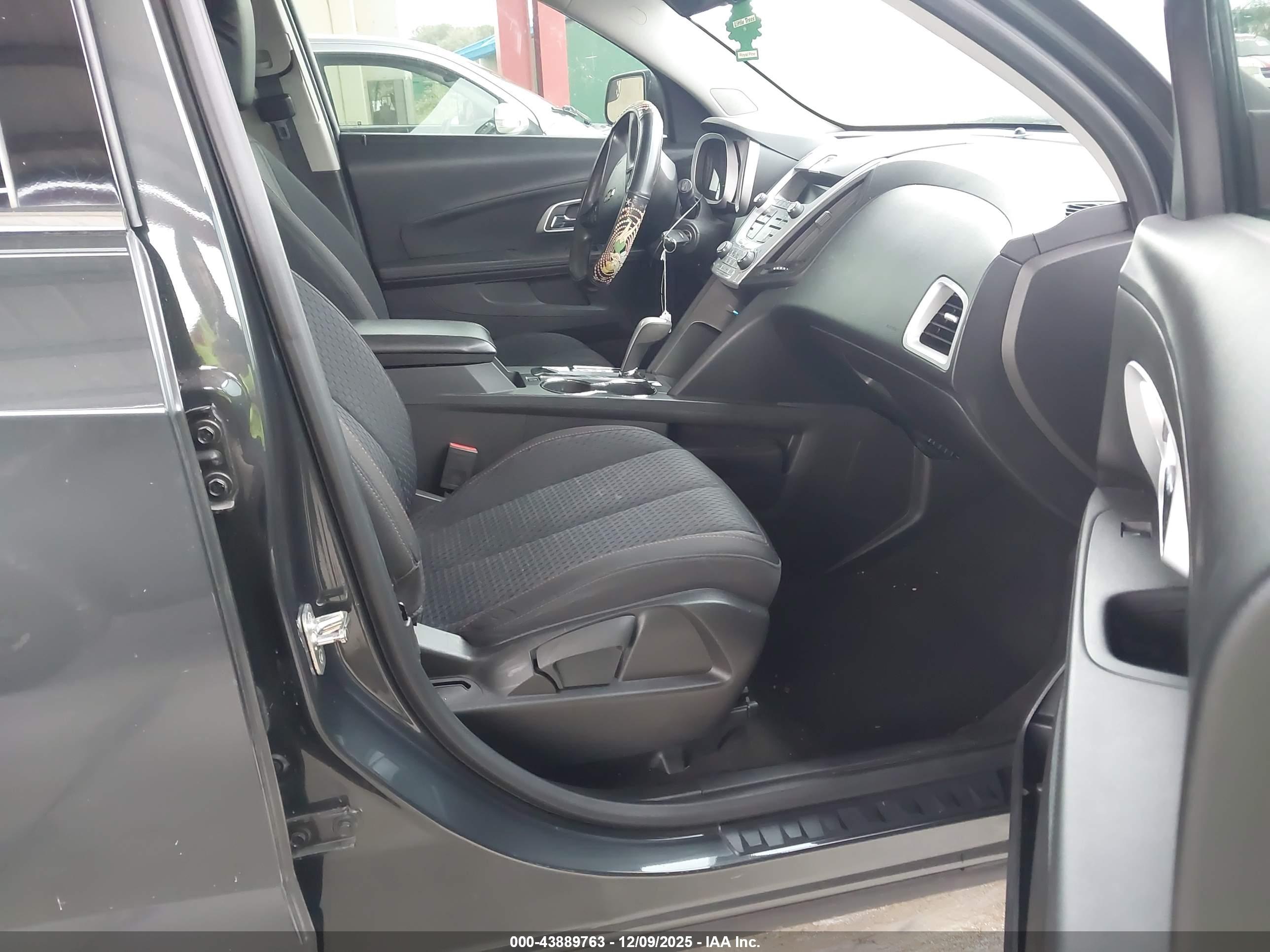 CHEVROLET EQUINOX image 5