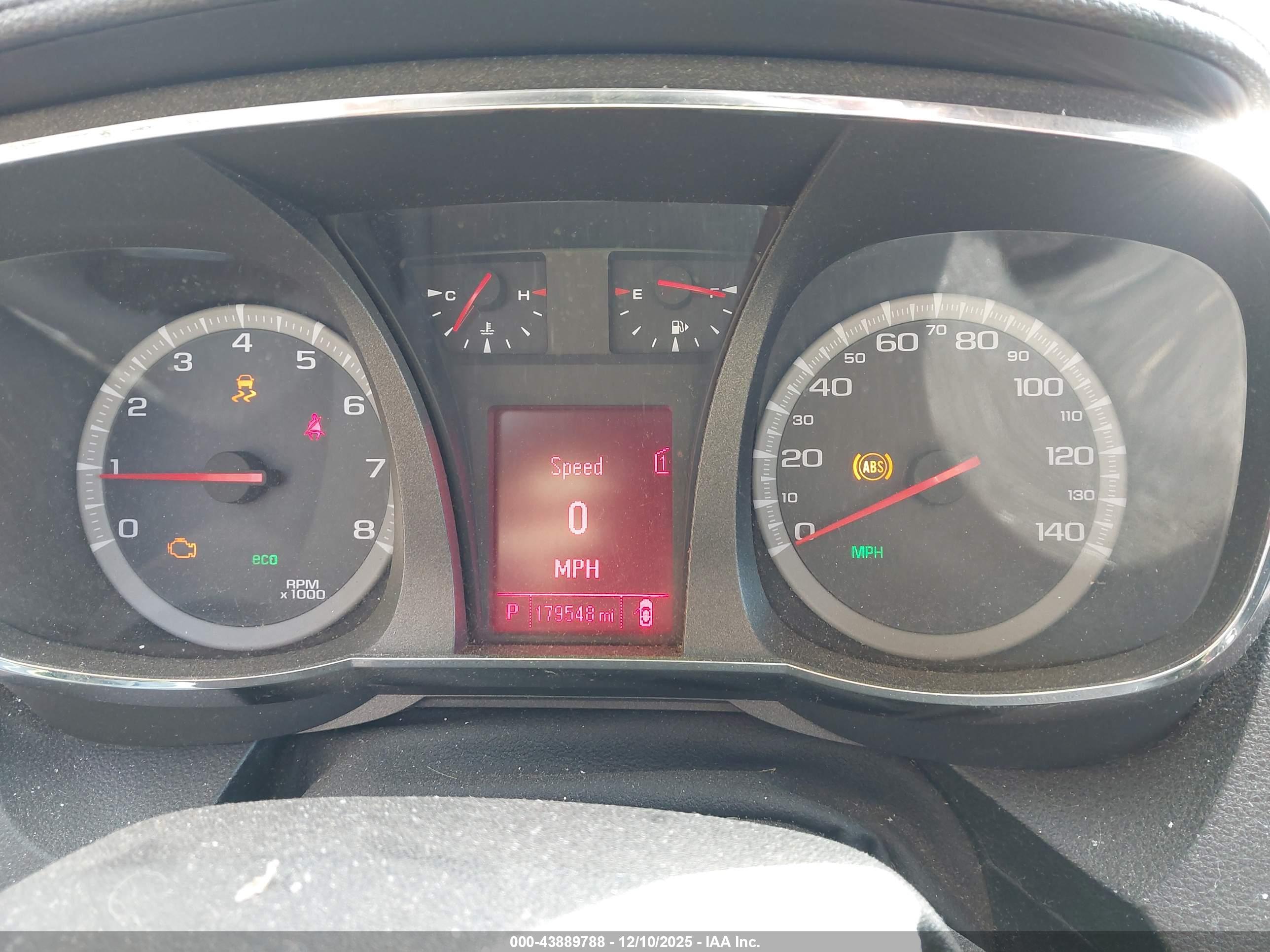 GMC TERRAIN image 7