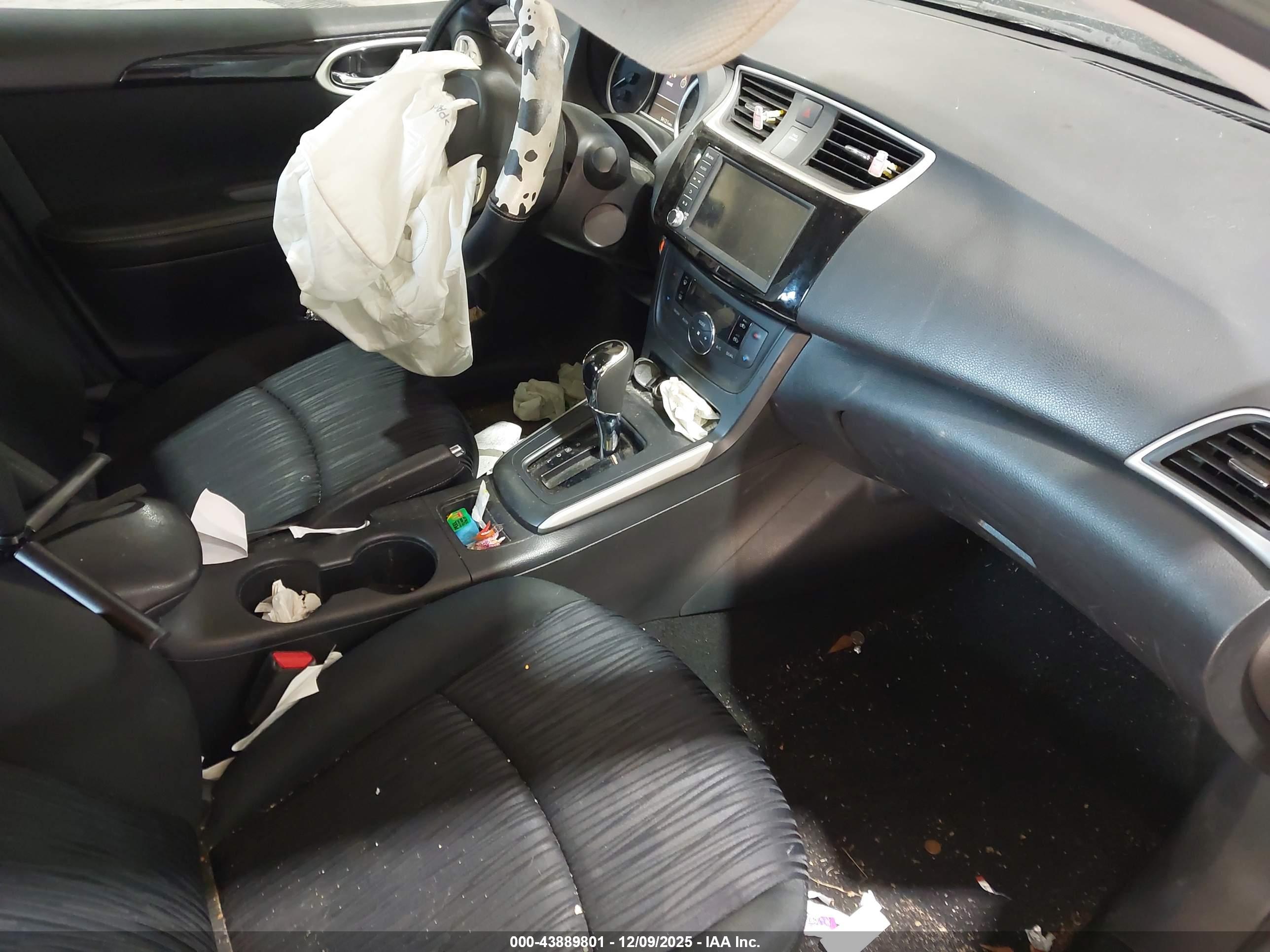 NISSAN SENTRA image 5