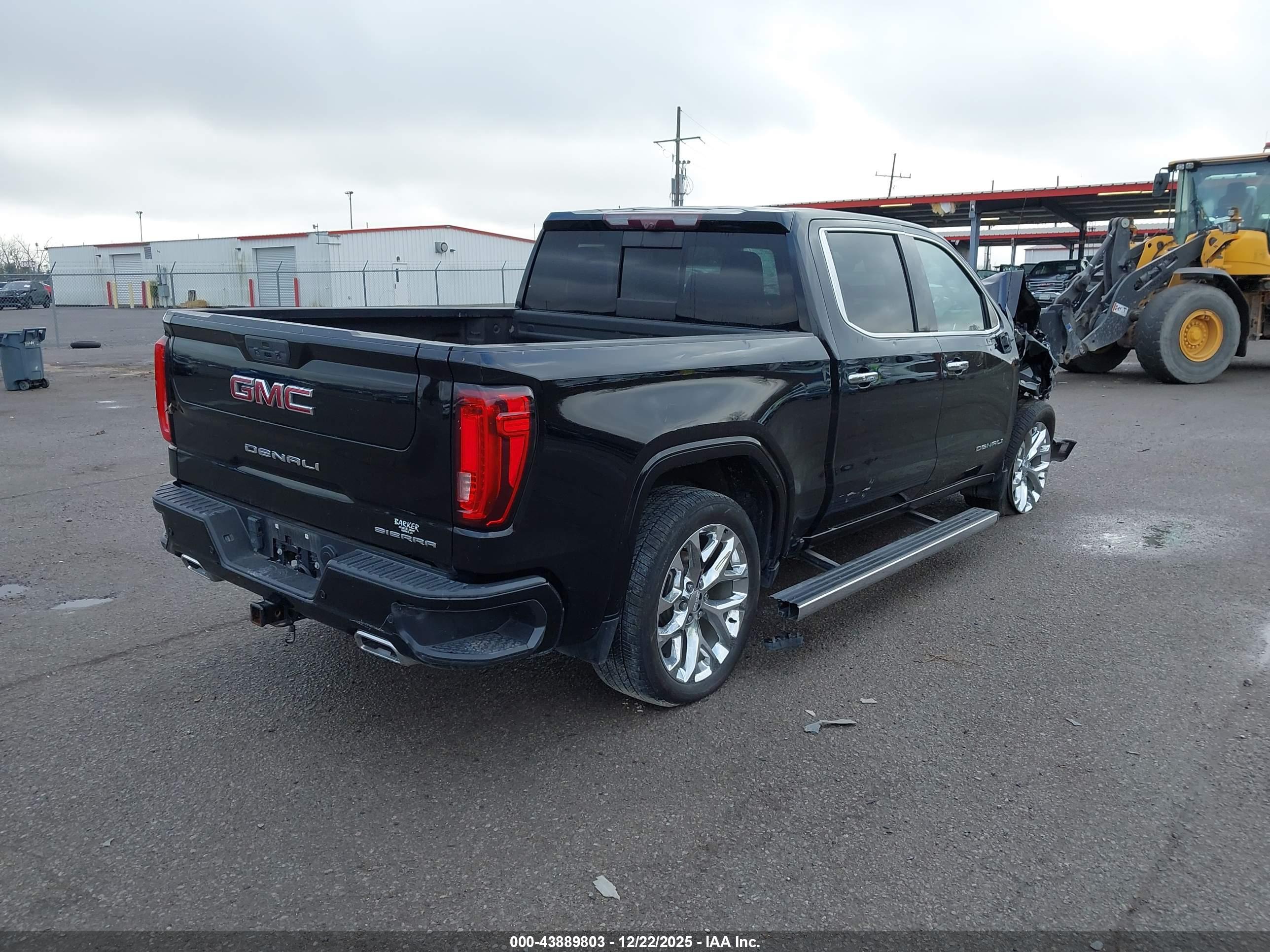GMC SIERRA image 4
