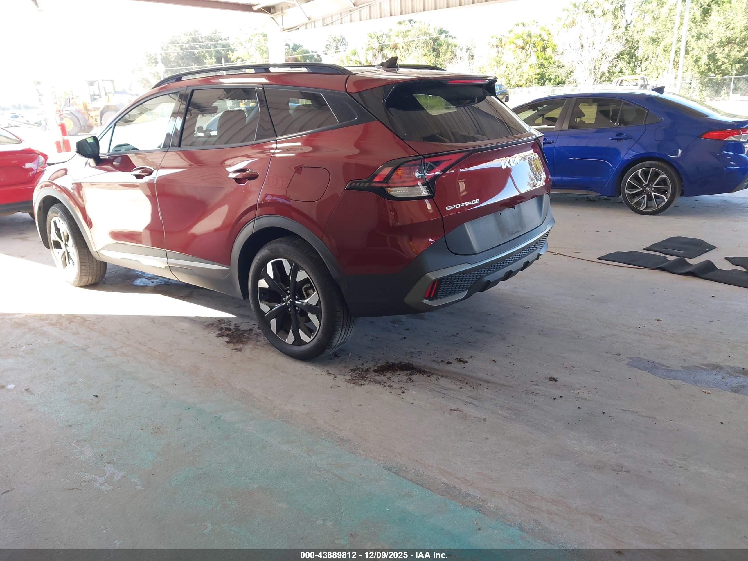 KIA SPORTAGE image 3