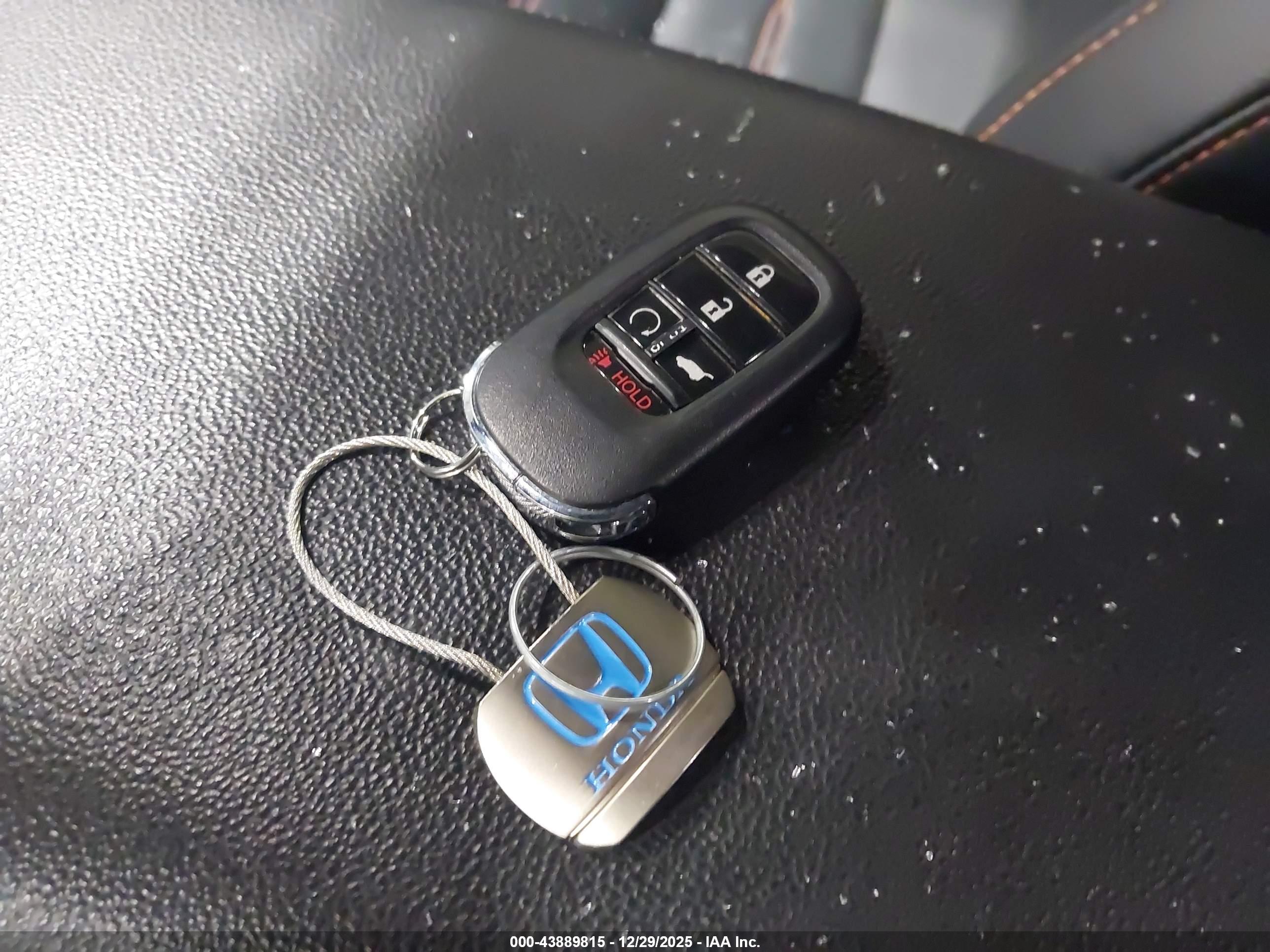 HONDA CR-V image 11