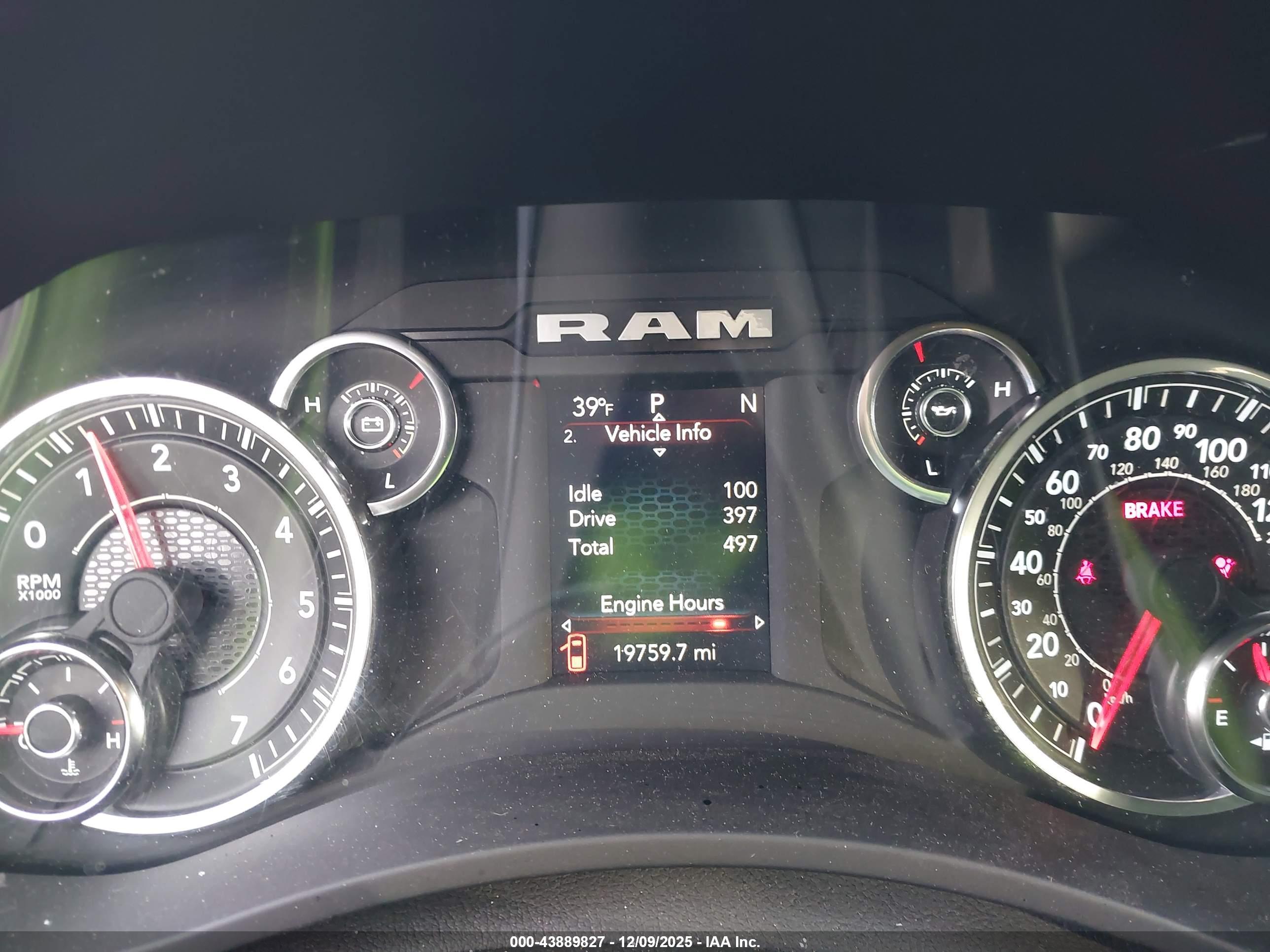 RAM 2500 image 7