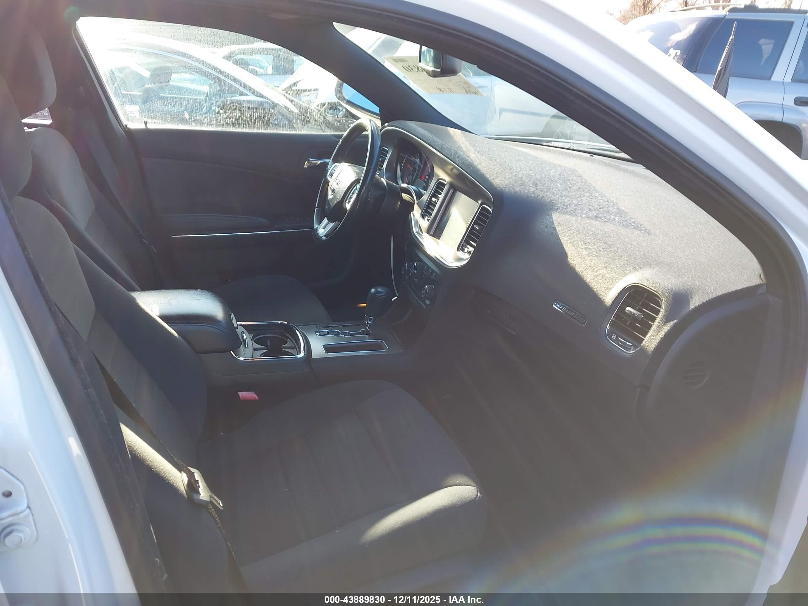 DODGE CHARGER image 5