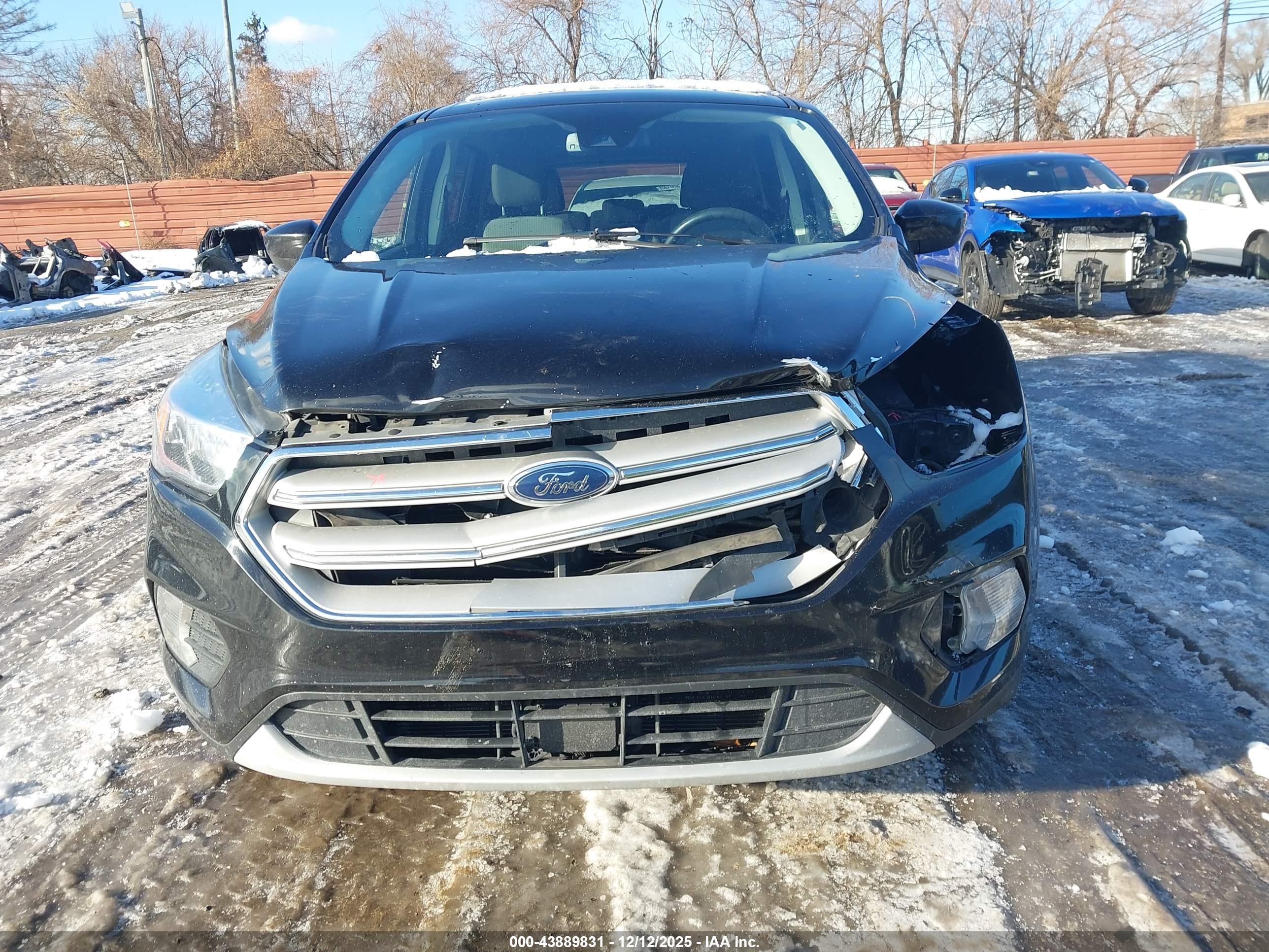 FORD ESCAPE image 6