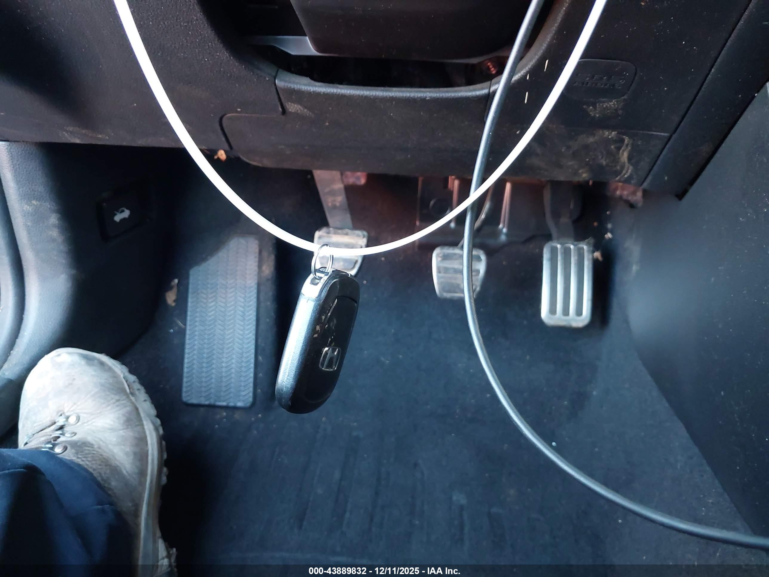 HONDA CIVIC image 11