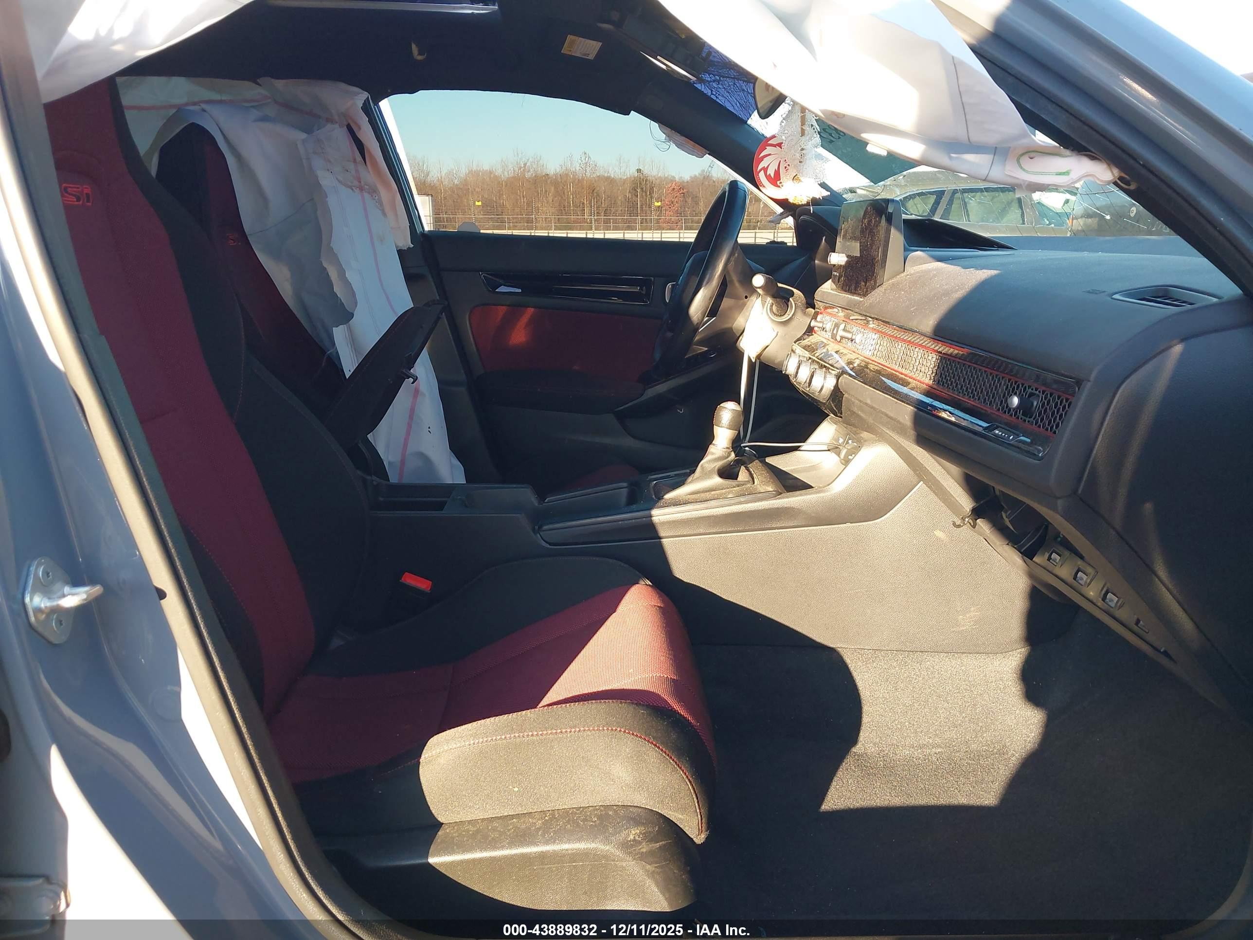 HONDA CIVIC image 5
