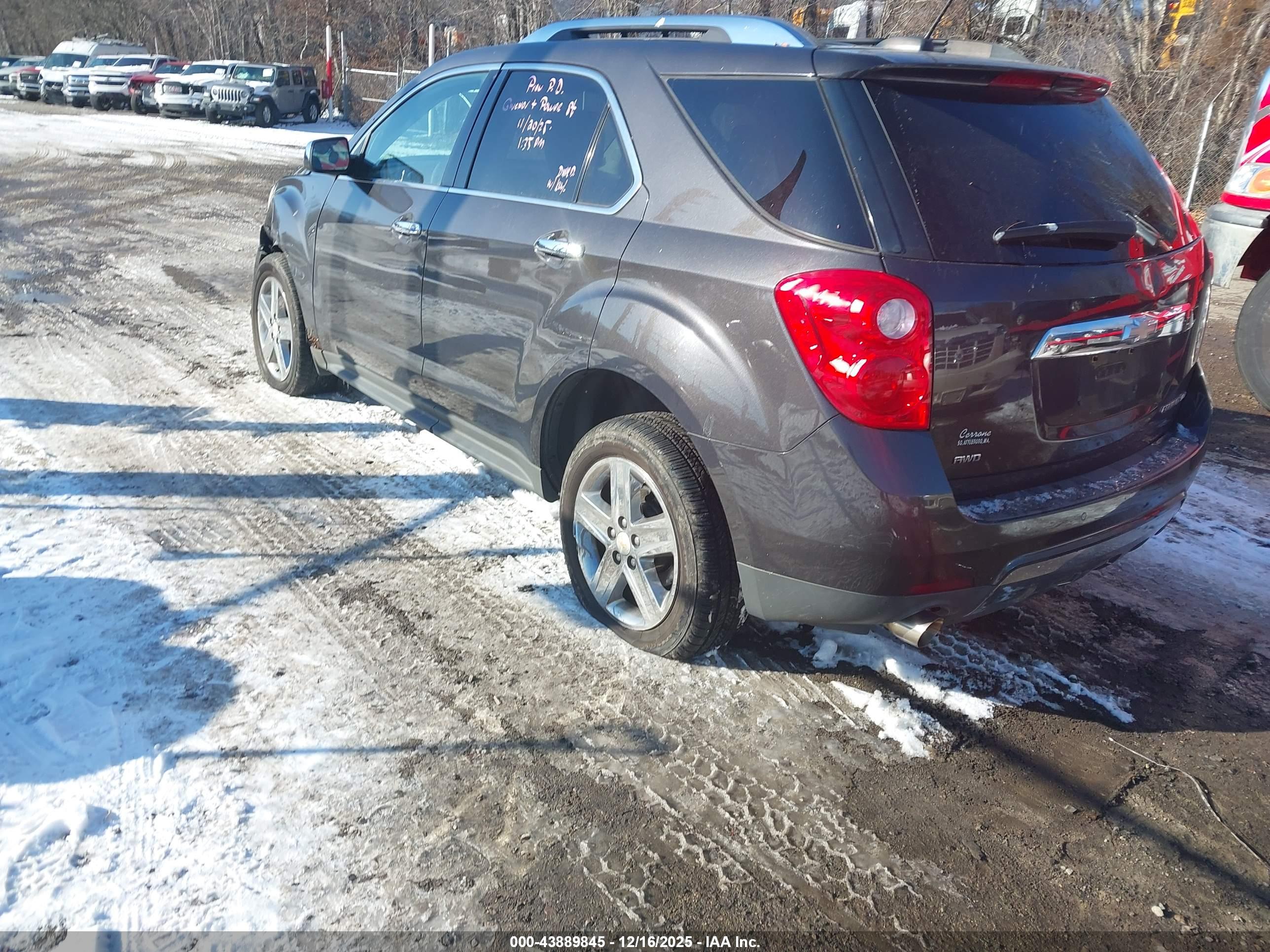 CHEVROLET EQUINOX image 3