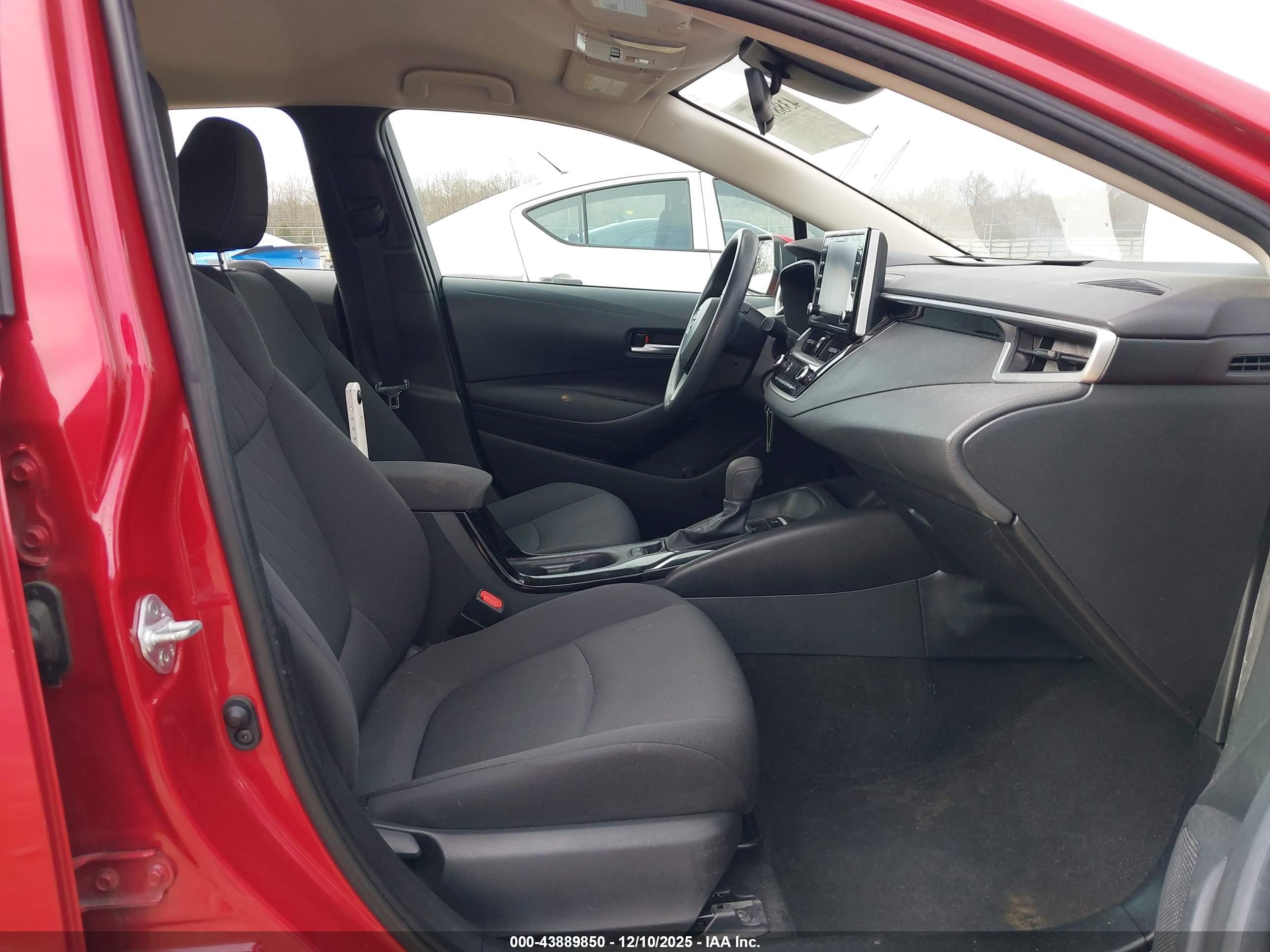 TOYOTA COROLLA image 5