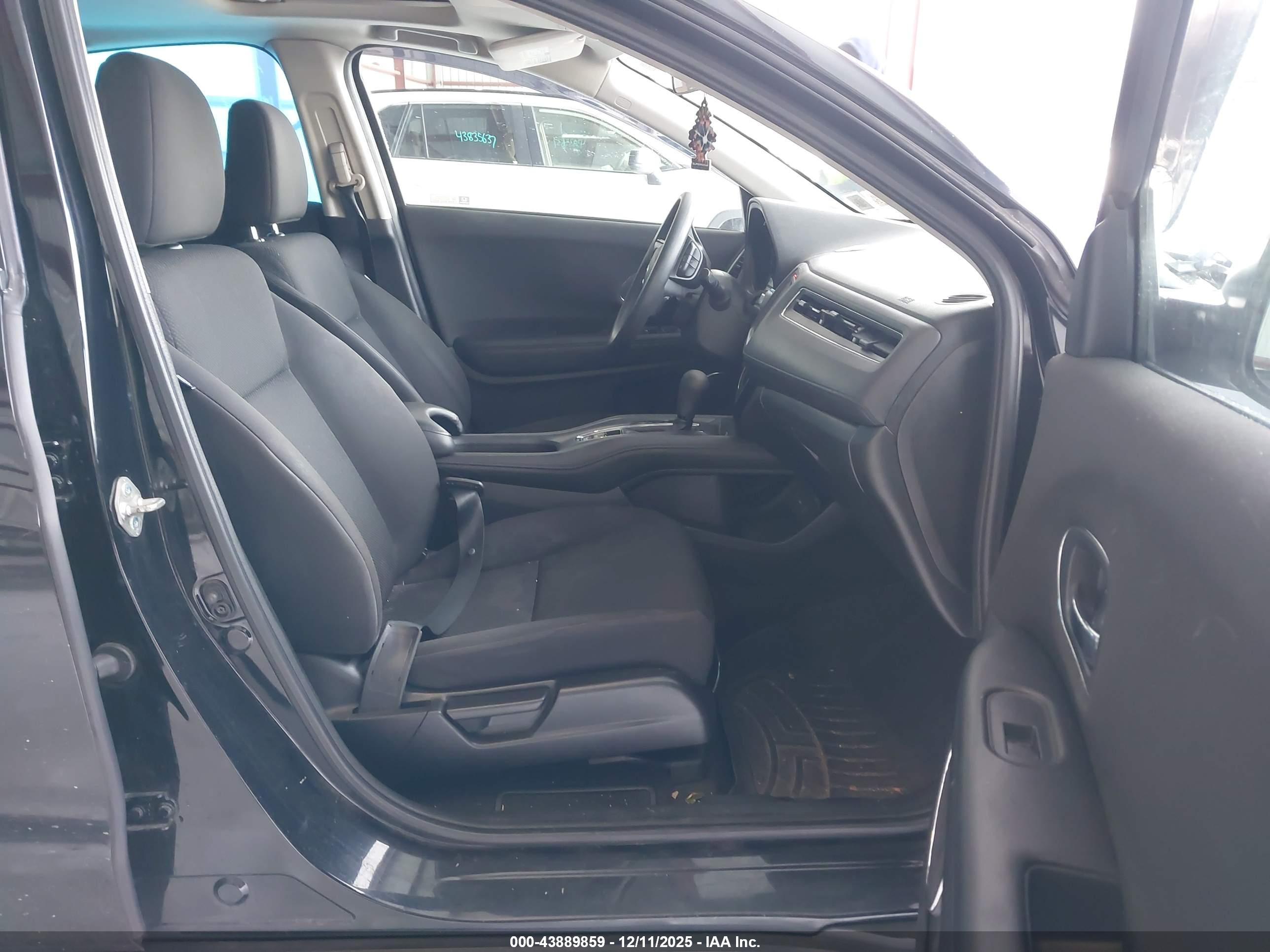 HONDA HR-V image 5
